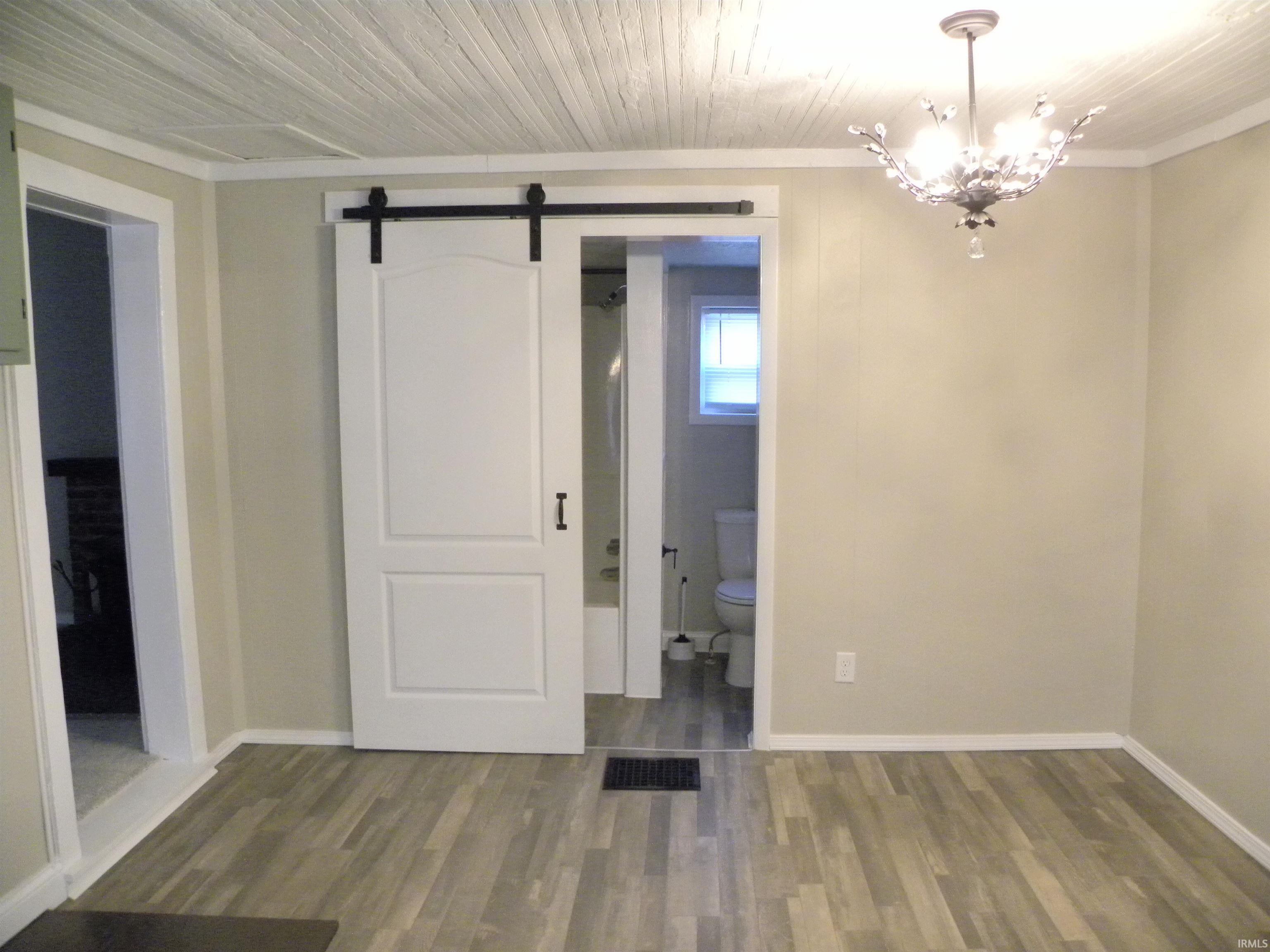 Homes for sale in Spencer, IN | 1536 River Rd, Spencer, IN 47460 | MLS# 202543316