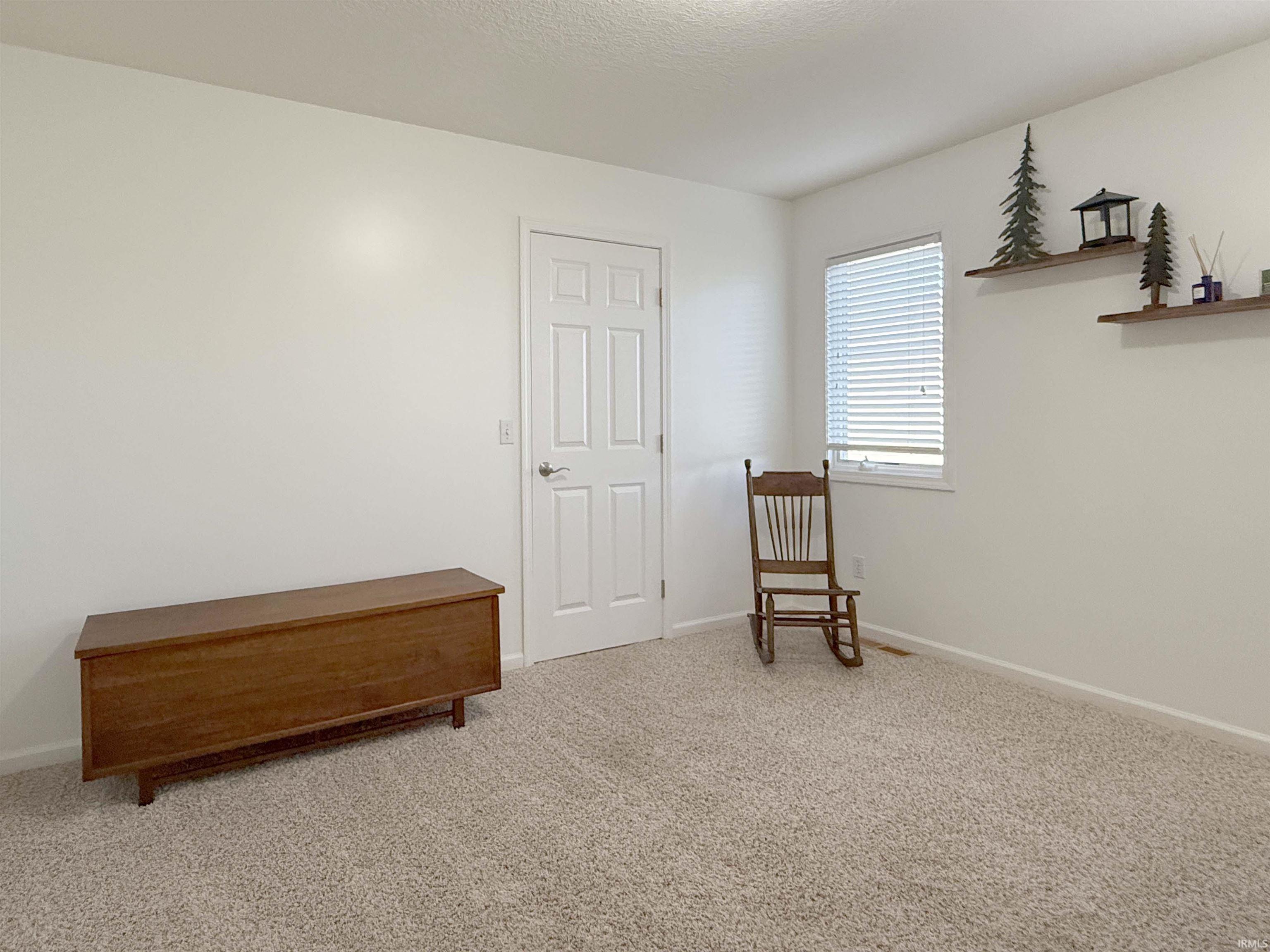 360 S Eagle Glen Trail