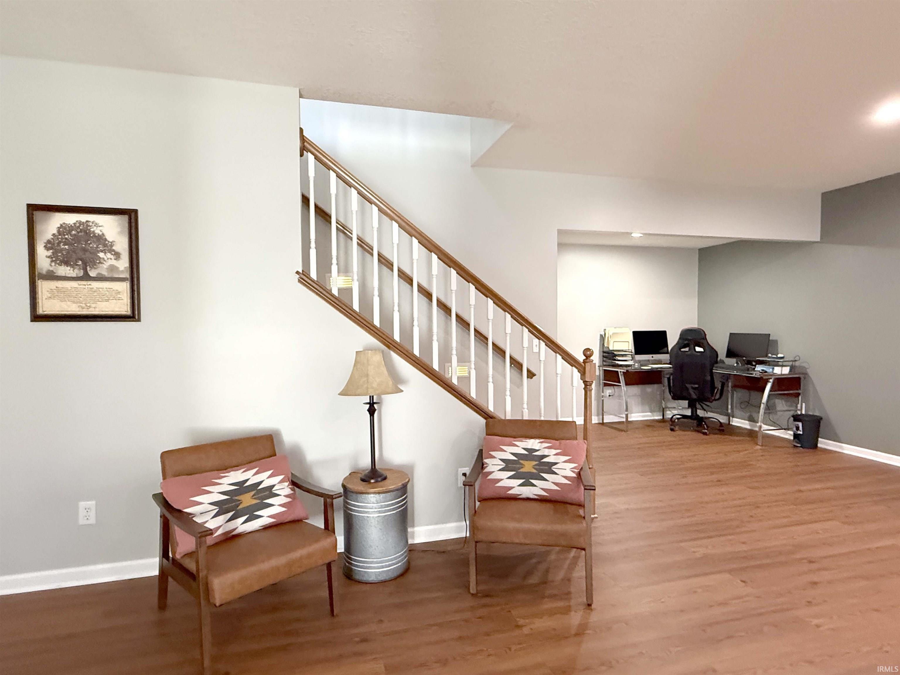 360 S Eagle Glen Trail