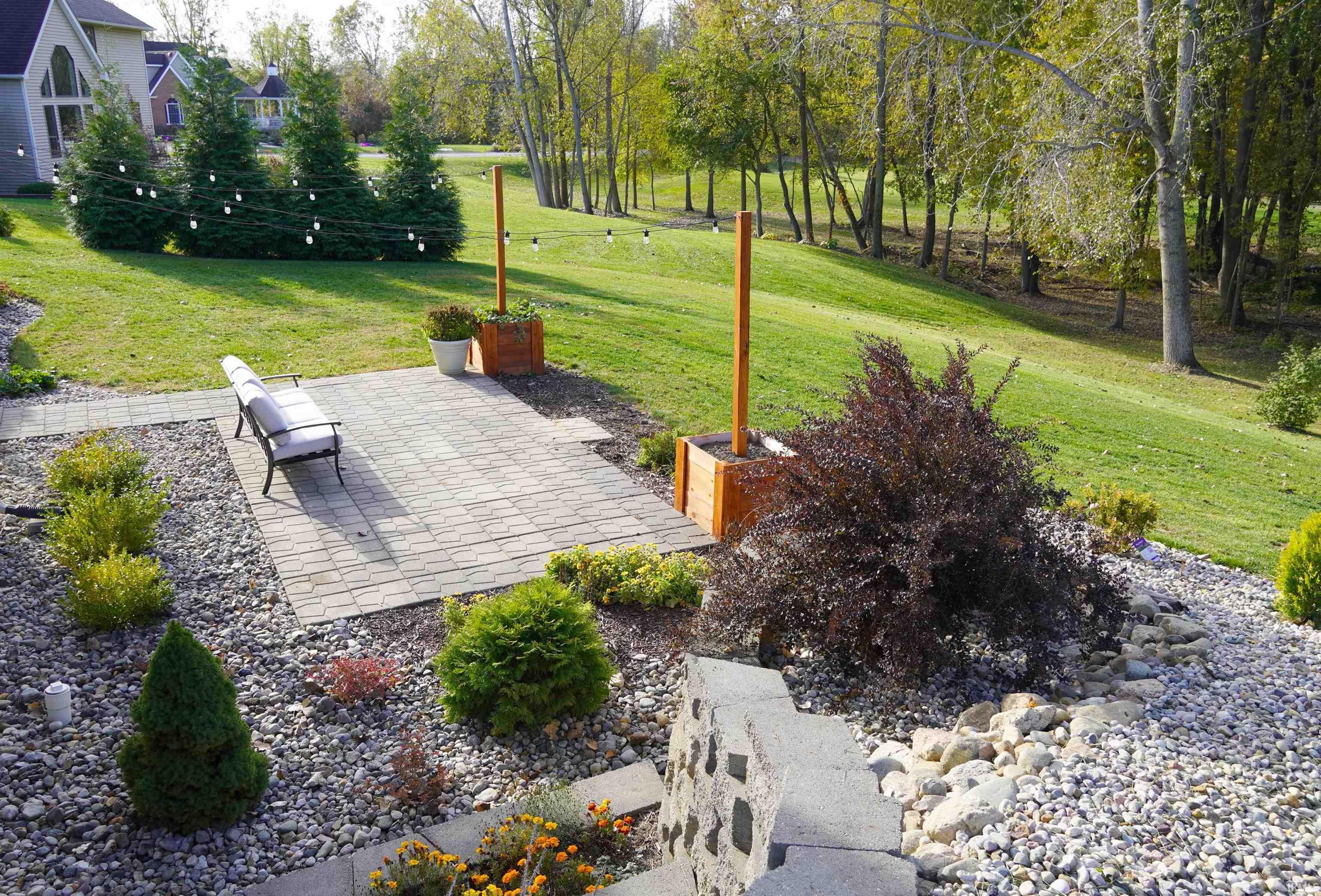 360 S Eagle Glen Trail