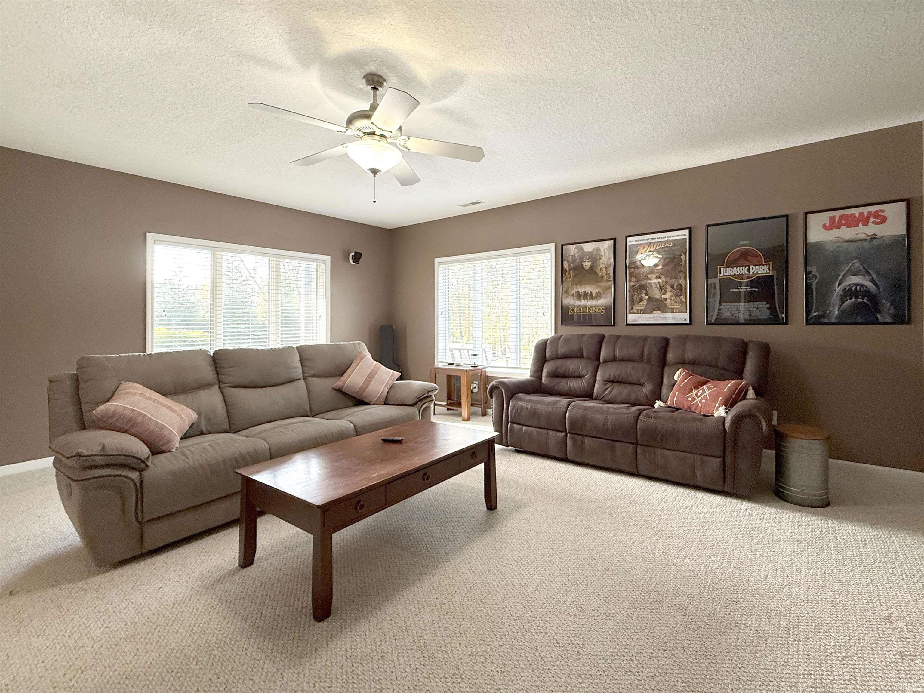 360 S Eagle Glen Trail