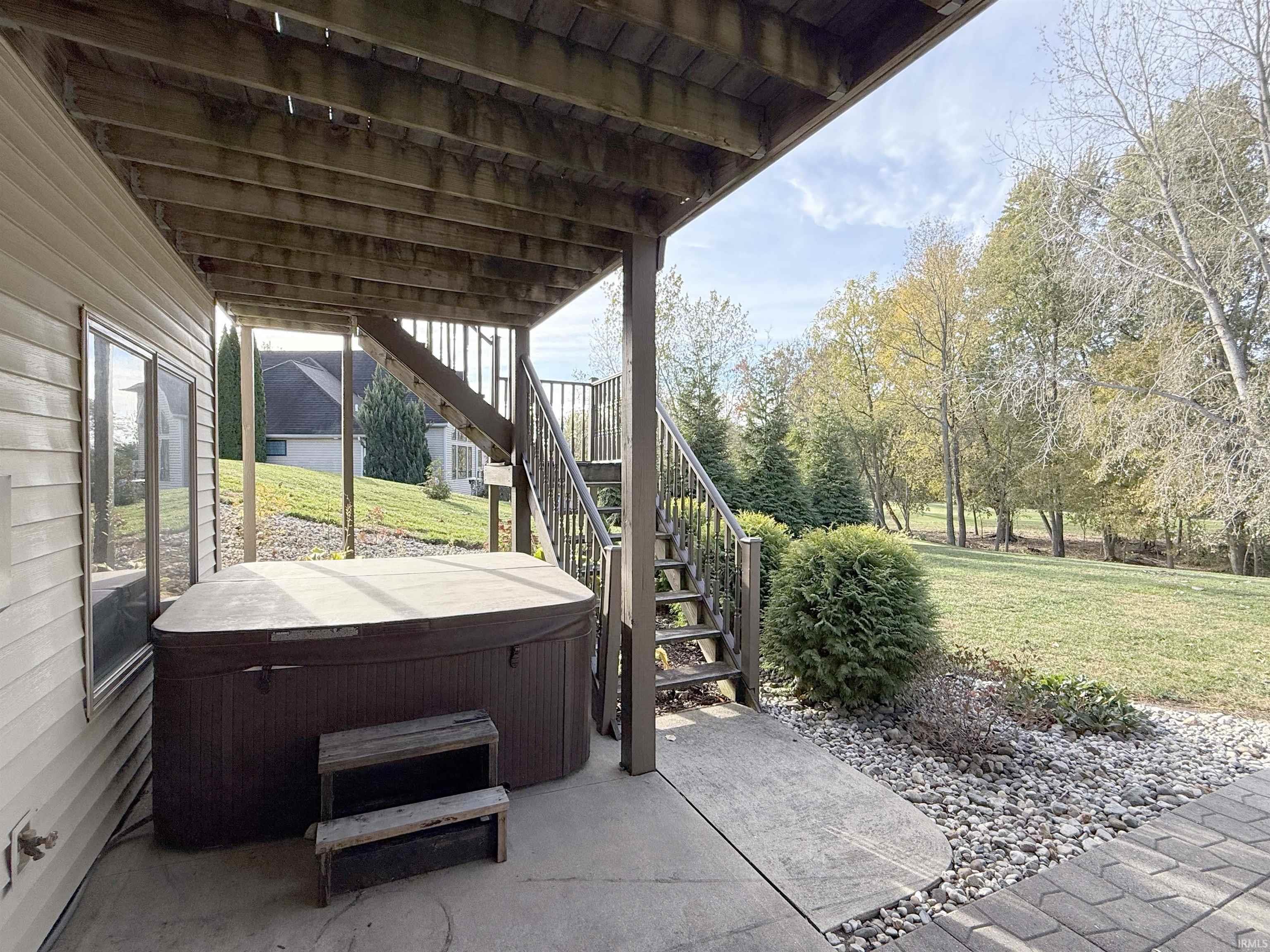 360 S Eagle Glen Trail