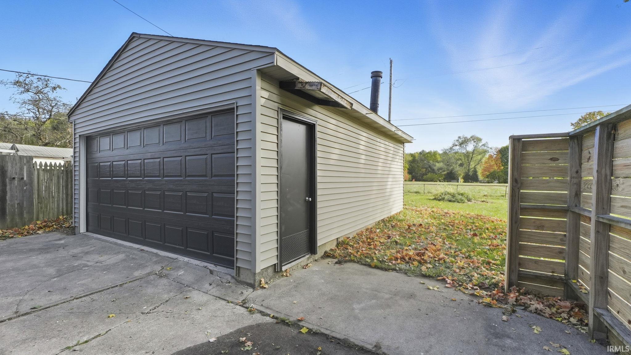 Photo 21 of 15208 Beulah Drive