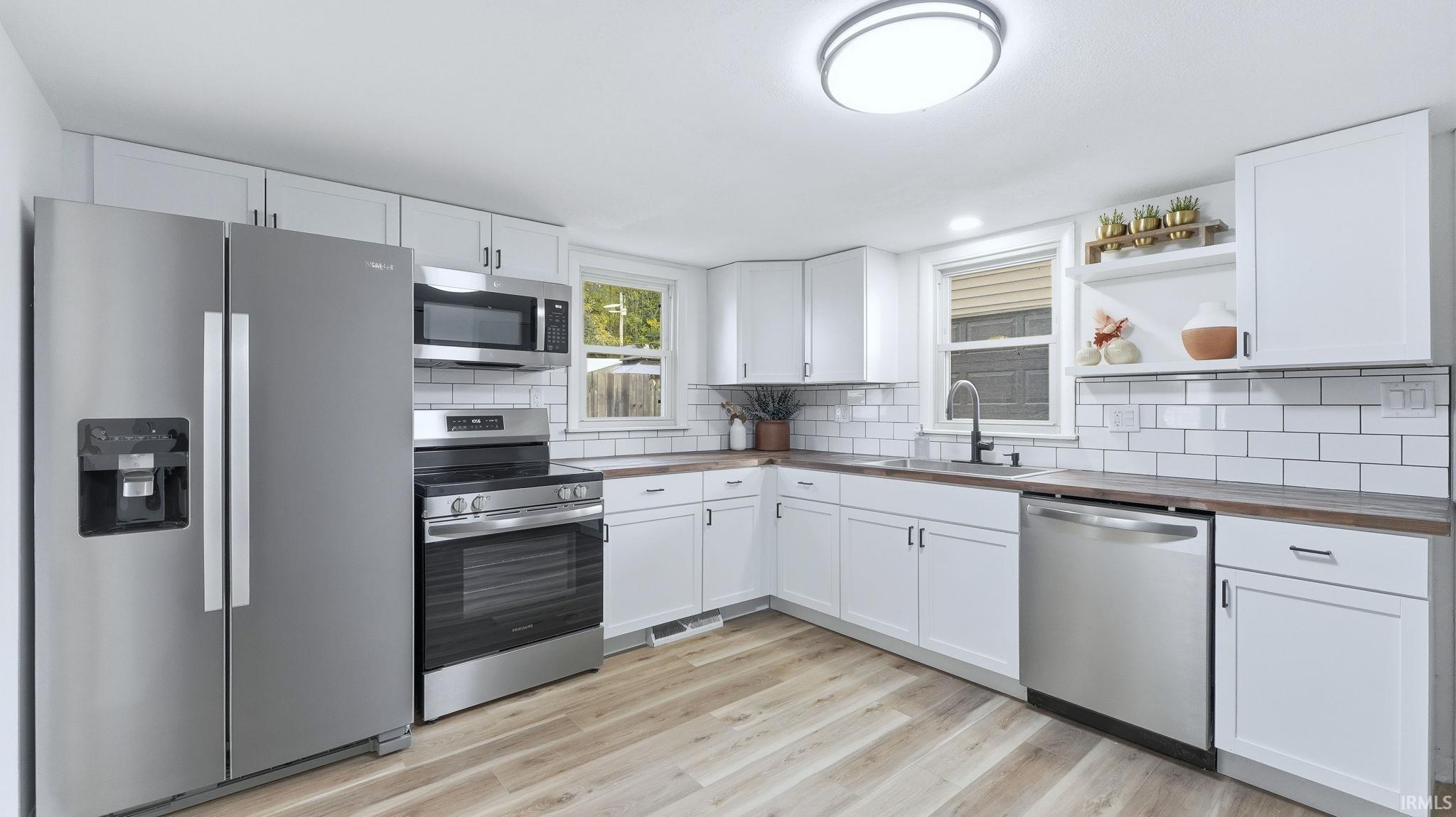 Photo 7 of 15208 Beulah Drive