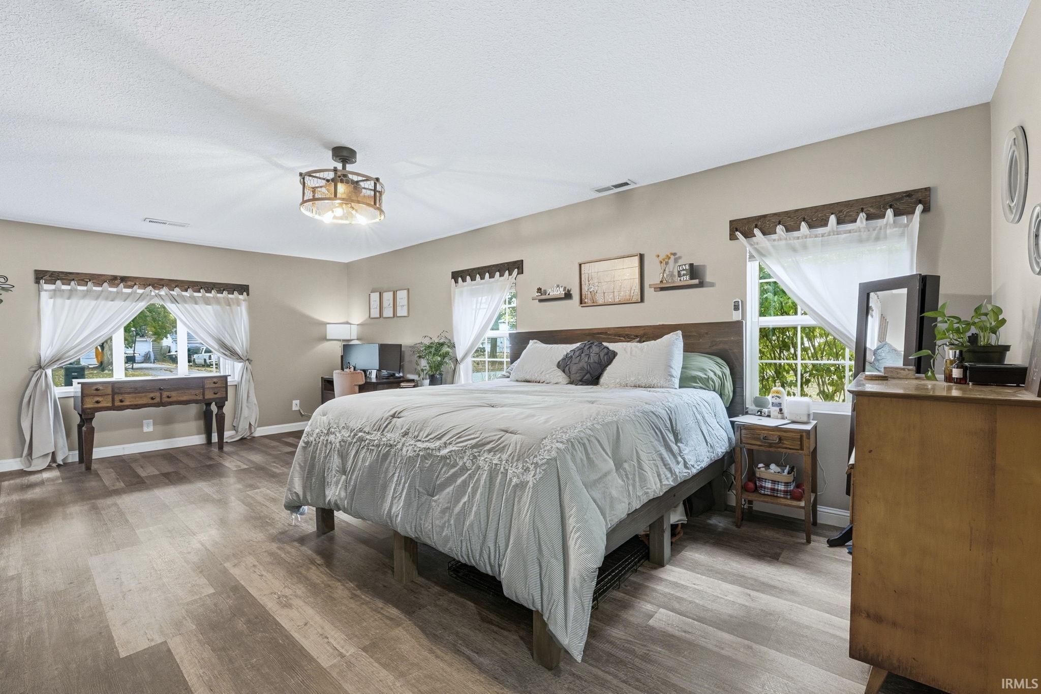 Photo 18 of 7014 Elzey Street