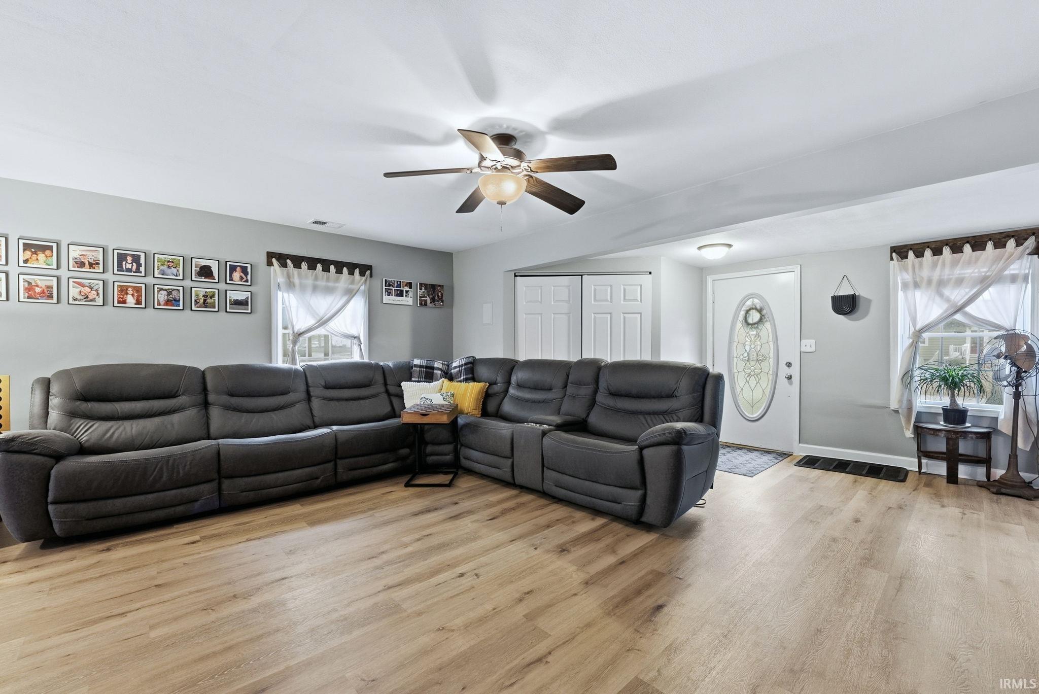 Photo 4 of 7014 Elzey Street