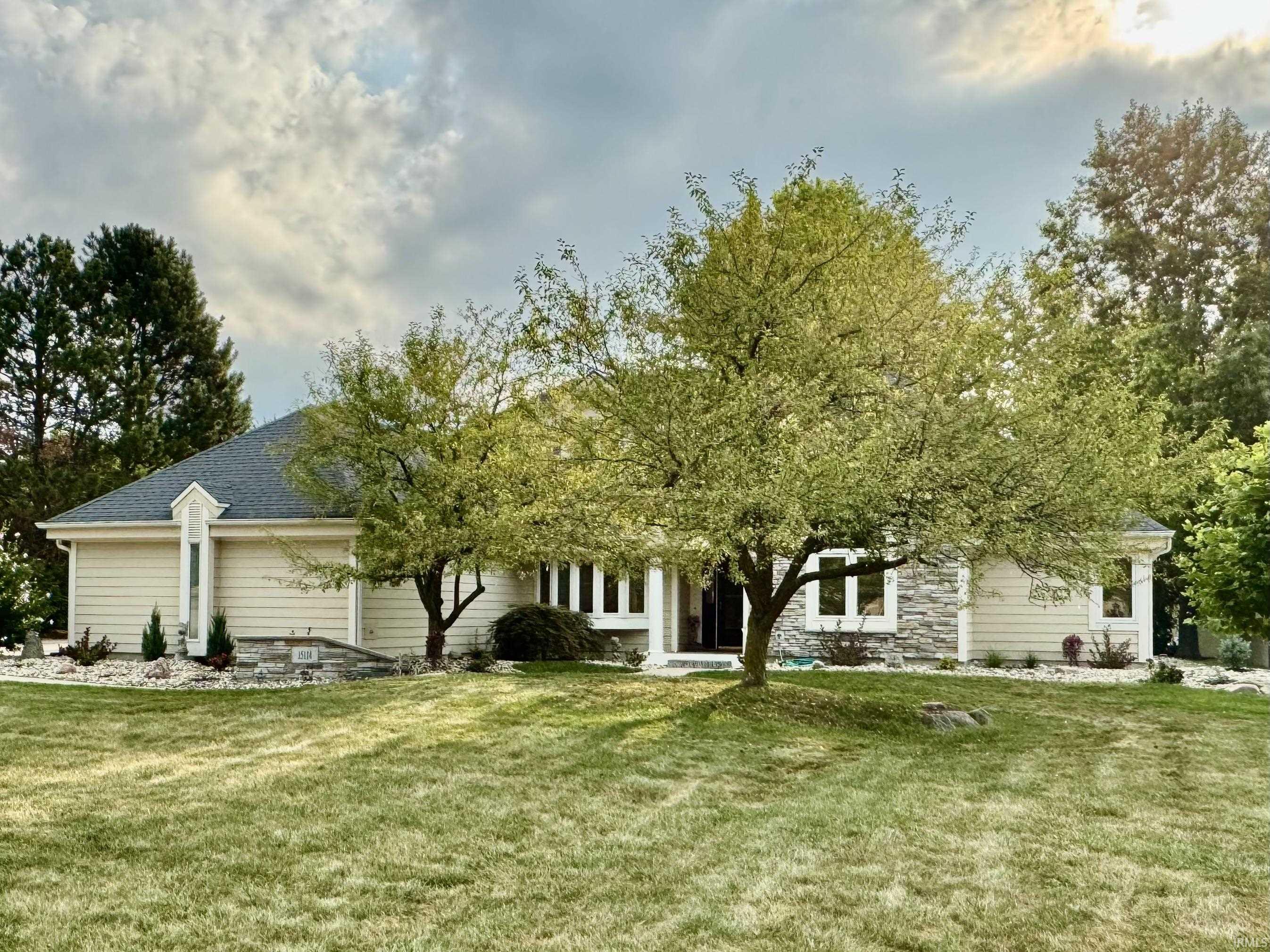 Photo 14 of 15114 Lions Passage