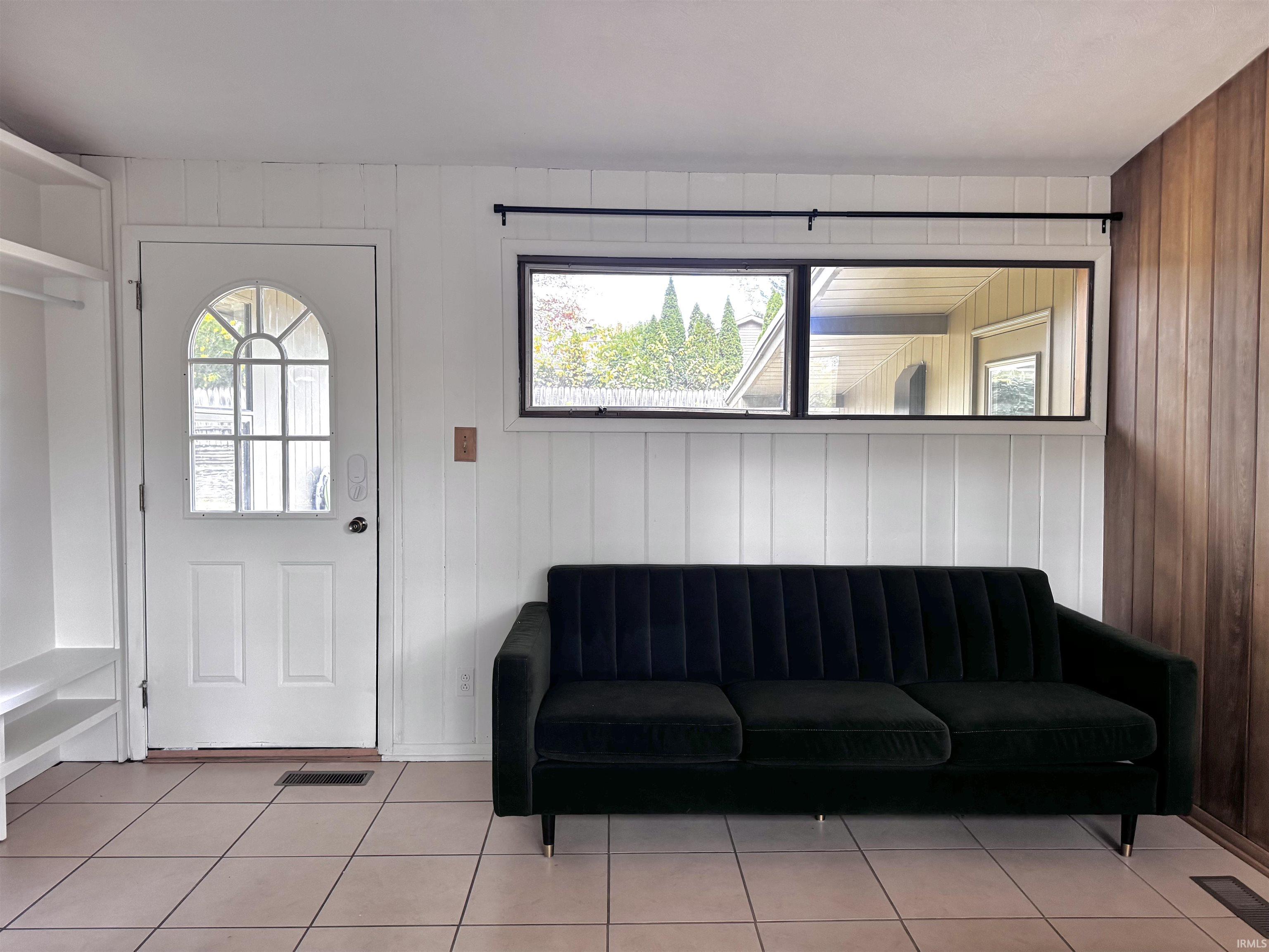 Photo 16 of 7102 Woodhue Lane