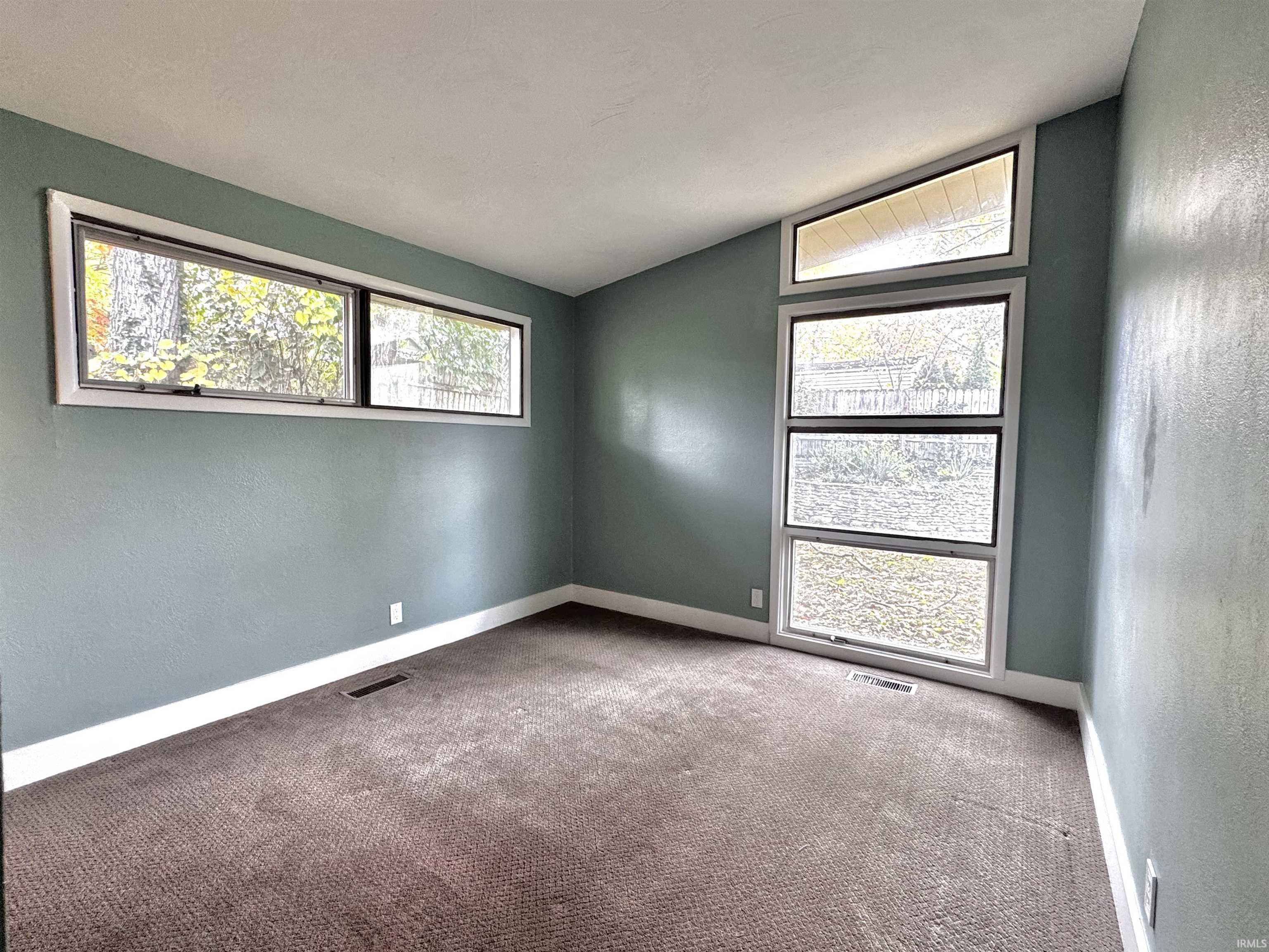 Photo 20 of 7102 Woodhue Lane