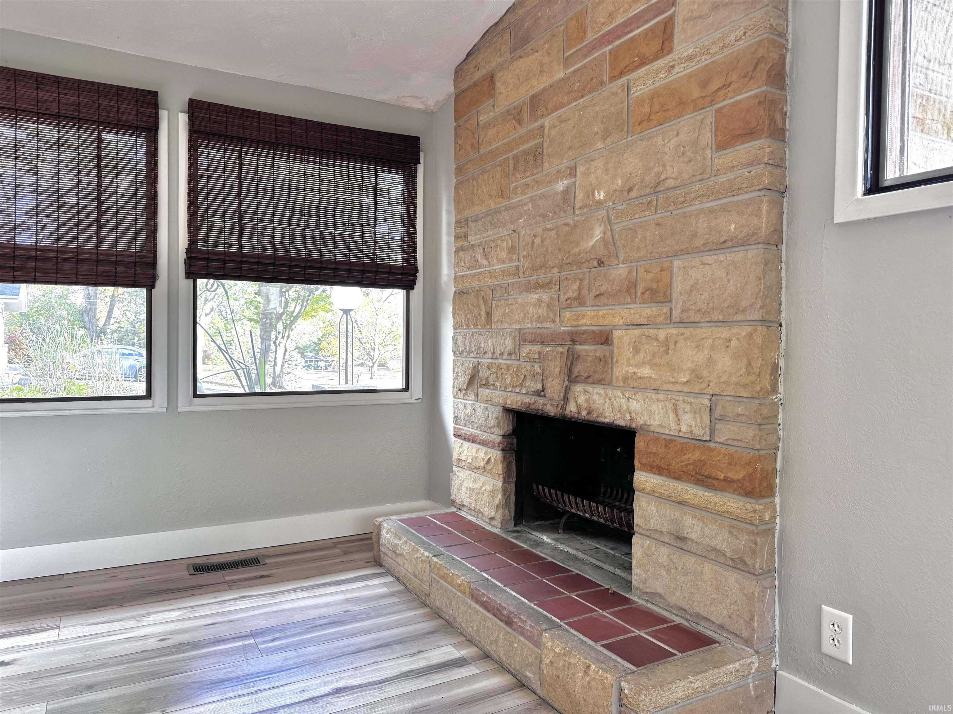 Photo 27 of 7102 Woodhue Lane