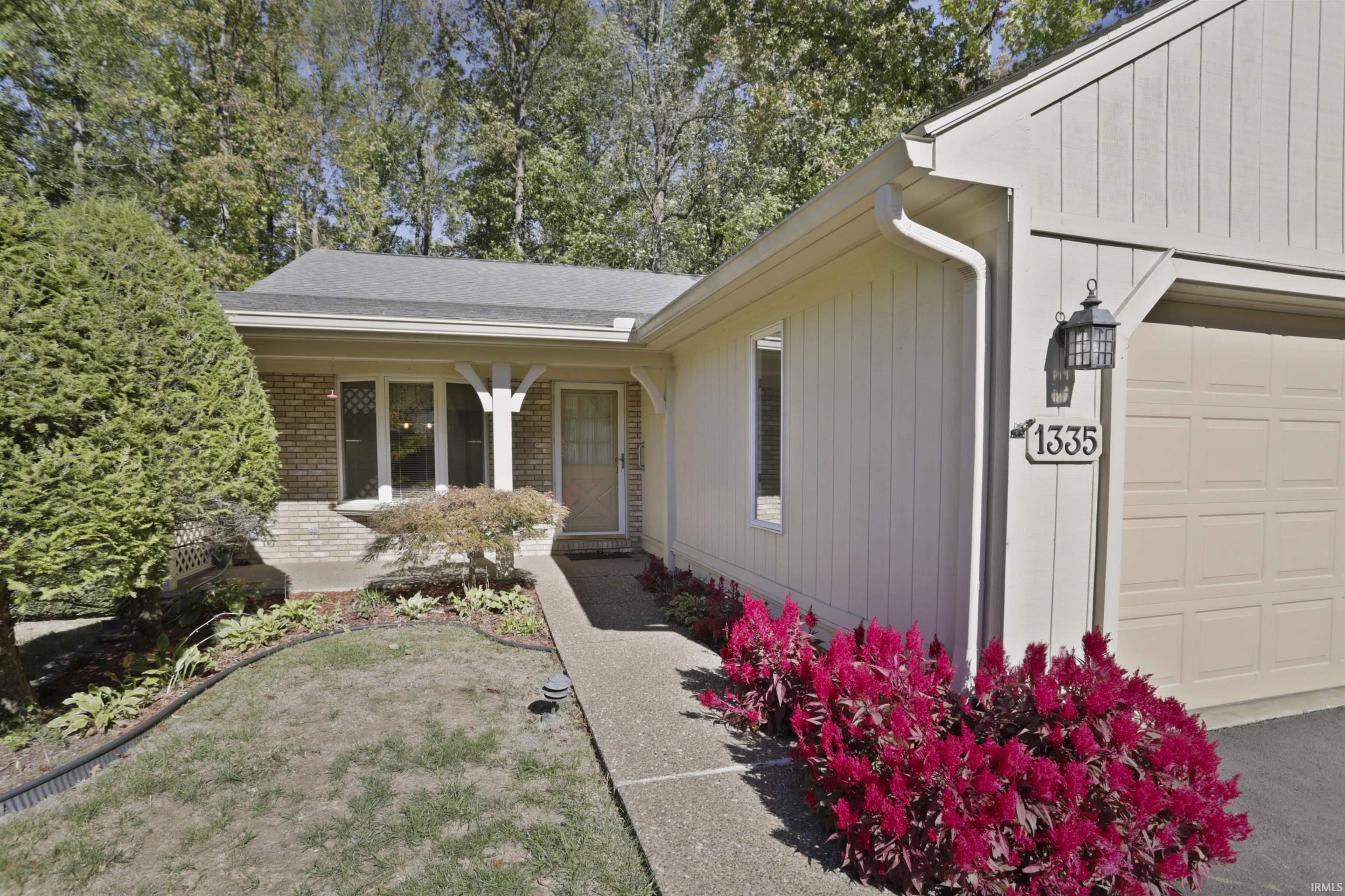 Homes for sale in Evansville, IN | 1335 Timberlake Rd, Evansville, IN 47710 | MLS# 202543350