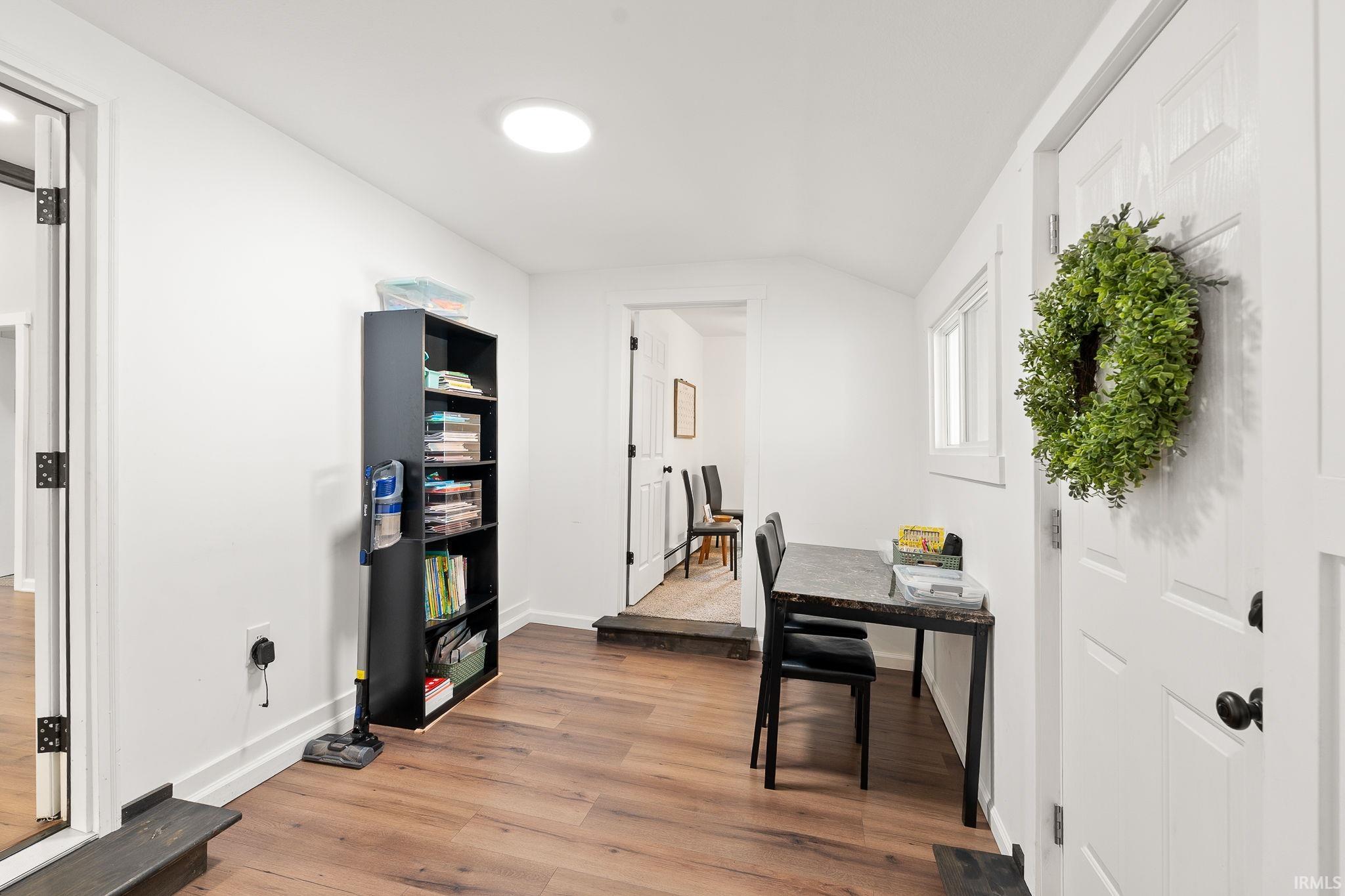 Photo 21 of 325 N Wayne Street