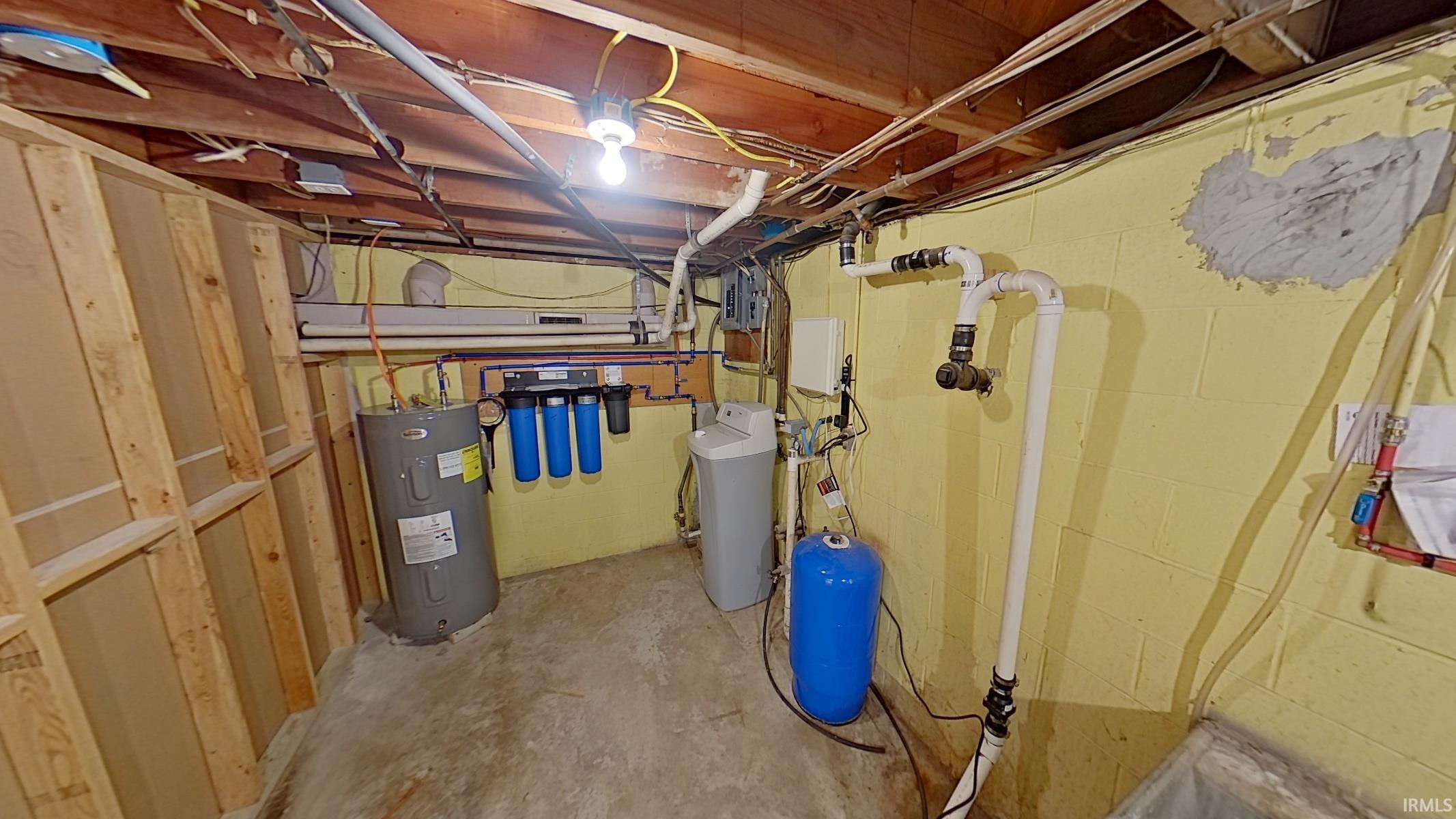 Homes for sale in Elkhart, IN | 29595 Old Us 20, Elkhart, IN 46514 | MLS# 202543376