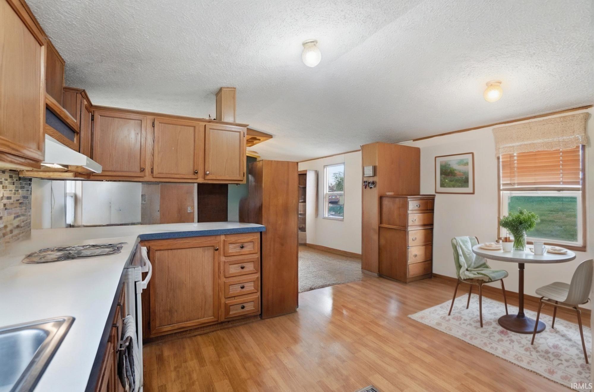 Photo 10 of 10930 W Yoder Road