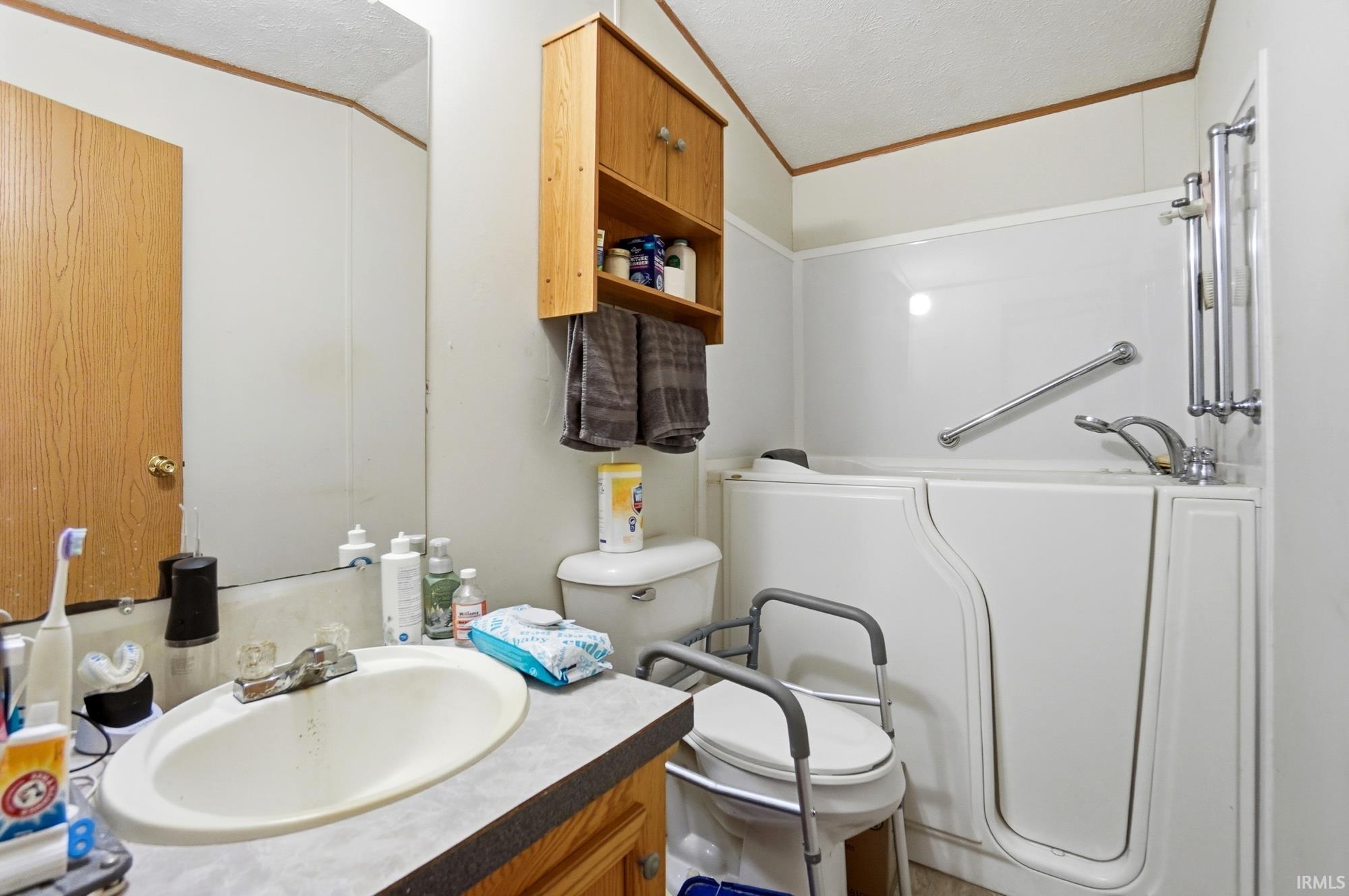 Photo 22 of 10930 W Yoder Road