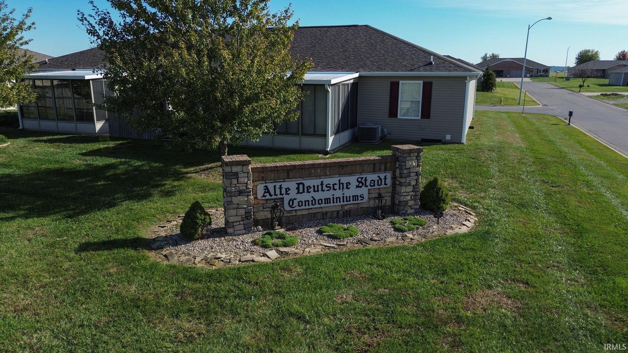 Homes for sale in Haubstadt, IN | 525 S 8Th Ave, Haubstadt, IN 47639 | MLS# 202543404