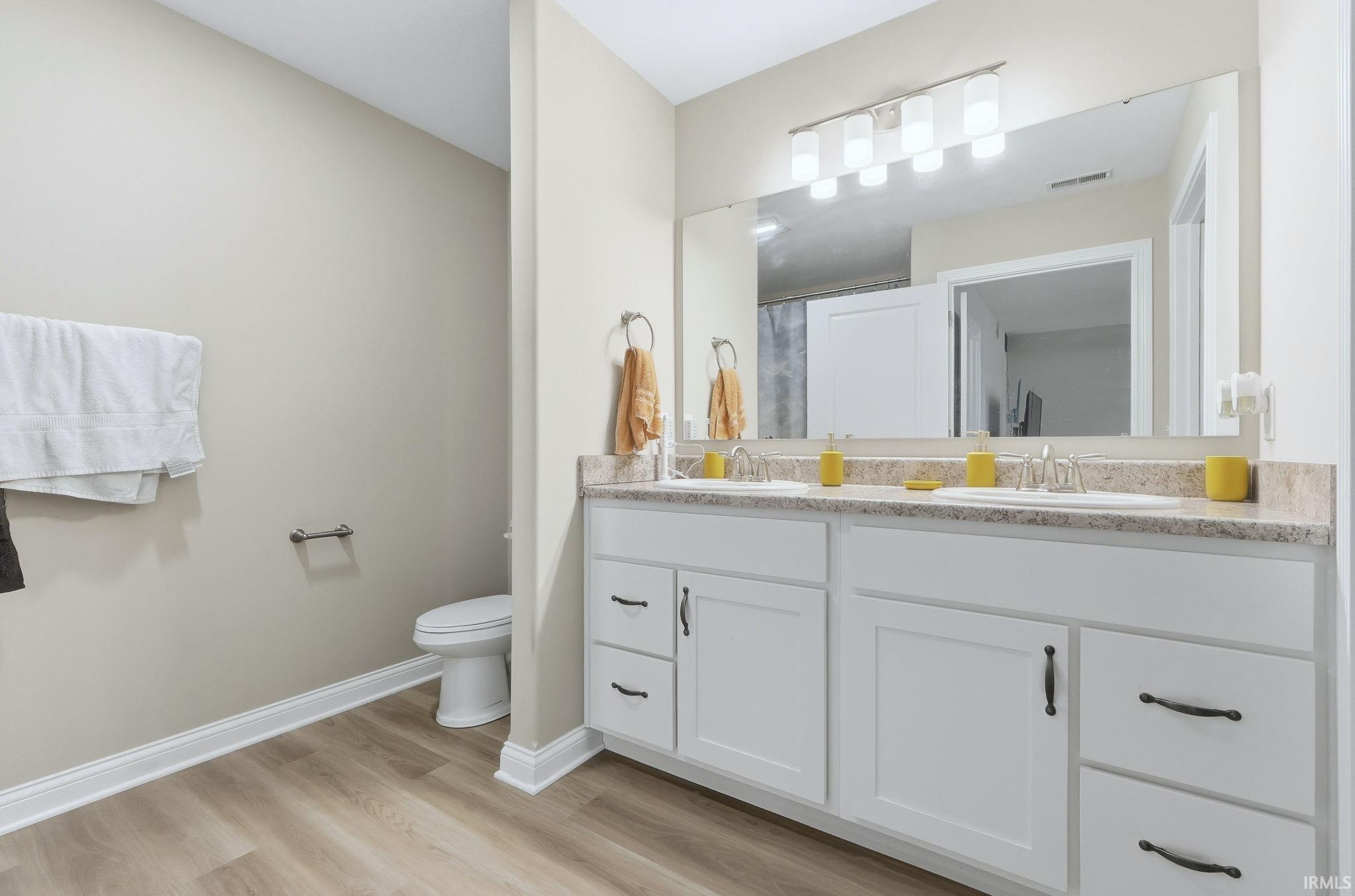 Photo 22 of 1063 Farmington Drive