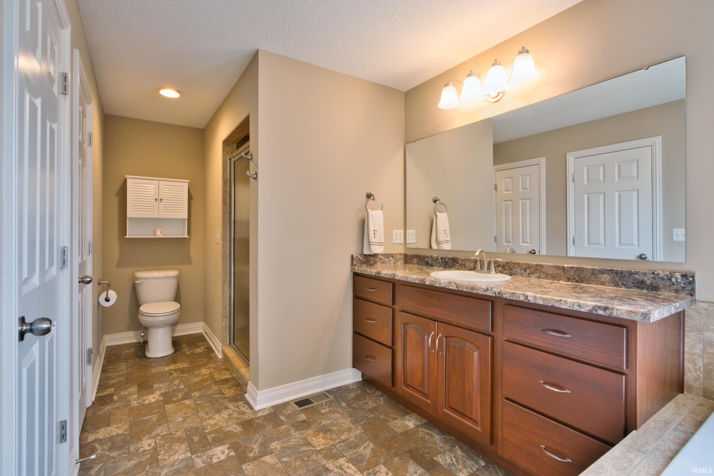 Photo 16 of 625 Perolla Drive