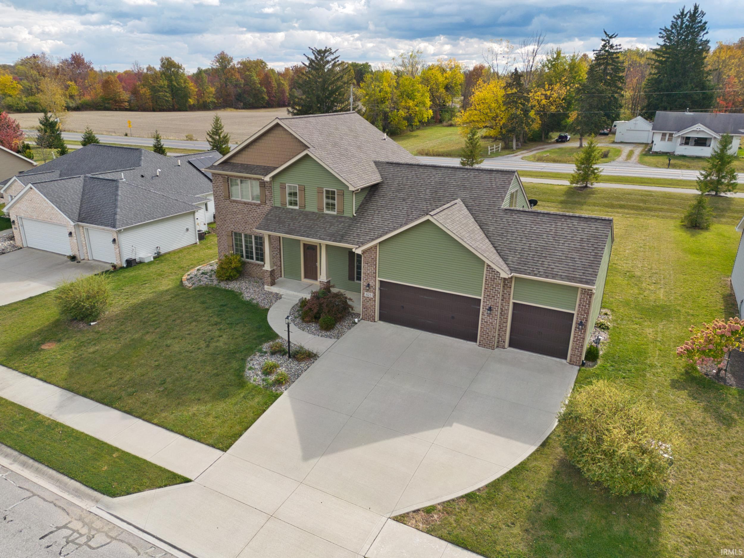 Photo 2 of 625 Perolla Drive