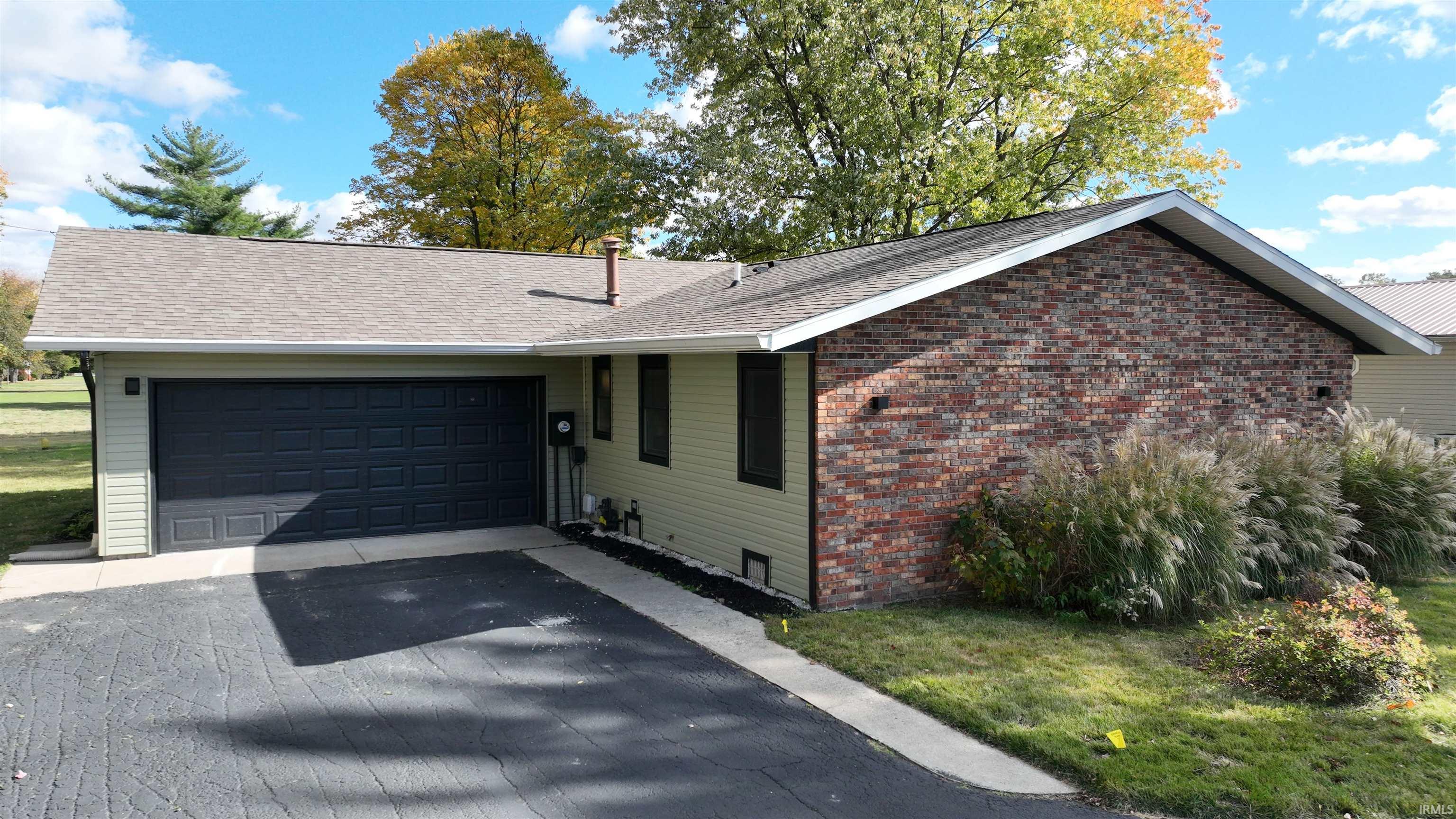 Homes for sale in Monticello, IN | 3249 N 400 East Xrd, Monticello, IN 47960 | MLS# 202543433