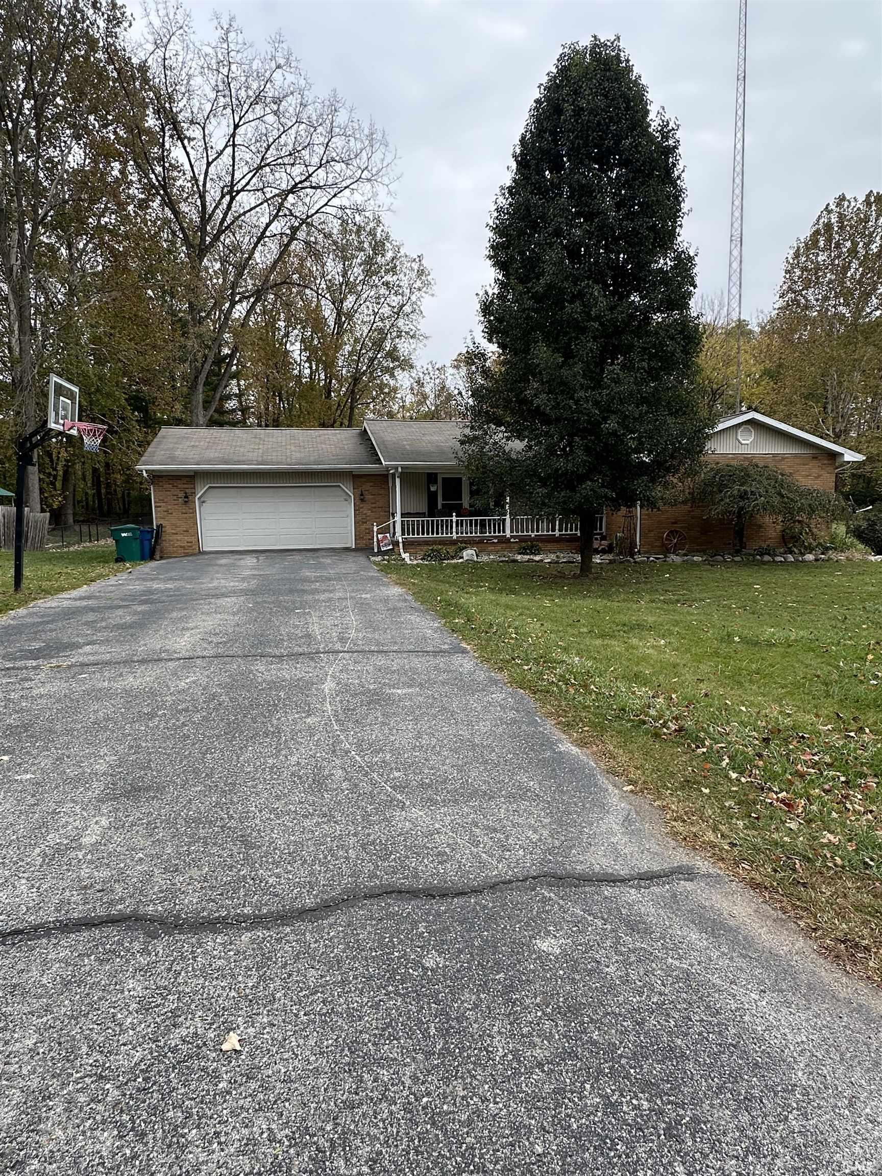 Photo 18 of 1863 S Lakeview Estate