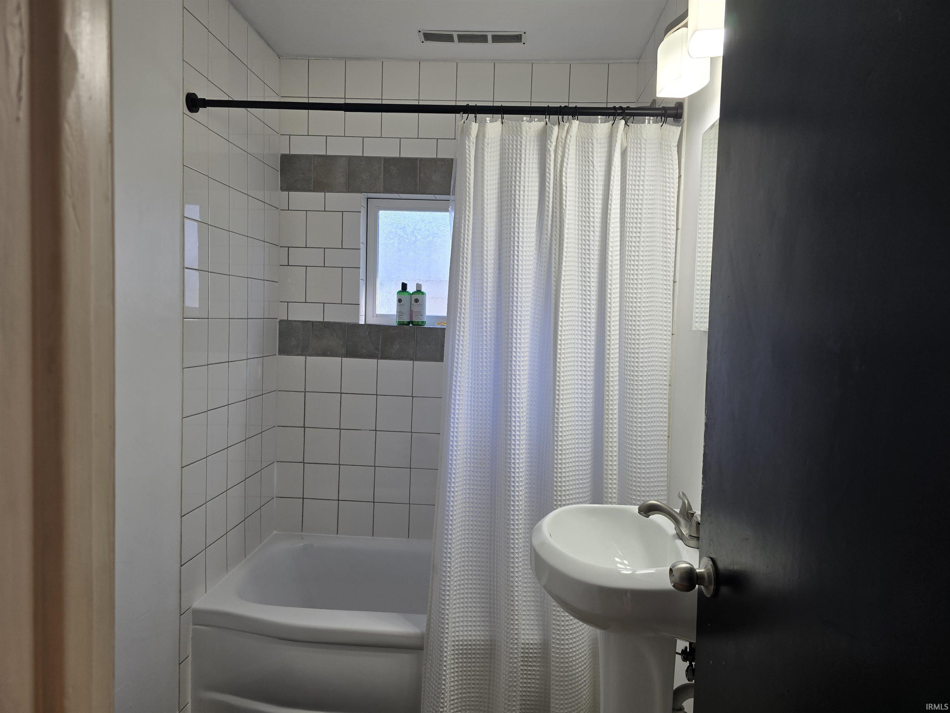 Photo 22 of 211 Parker Avenue