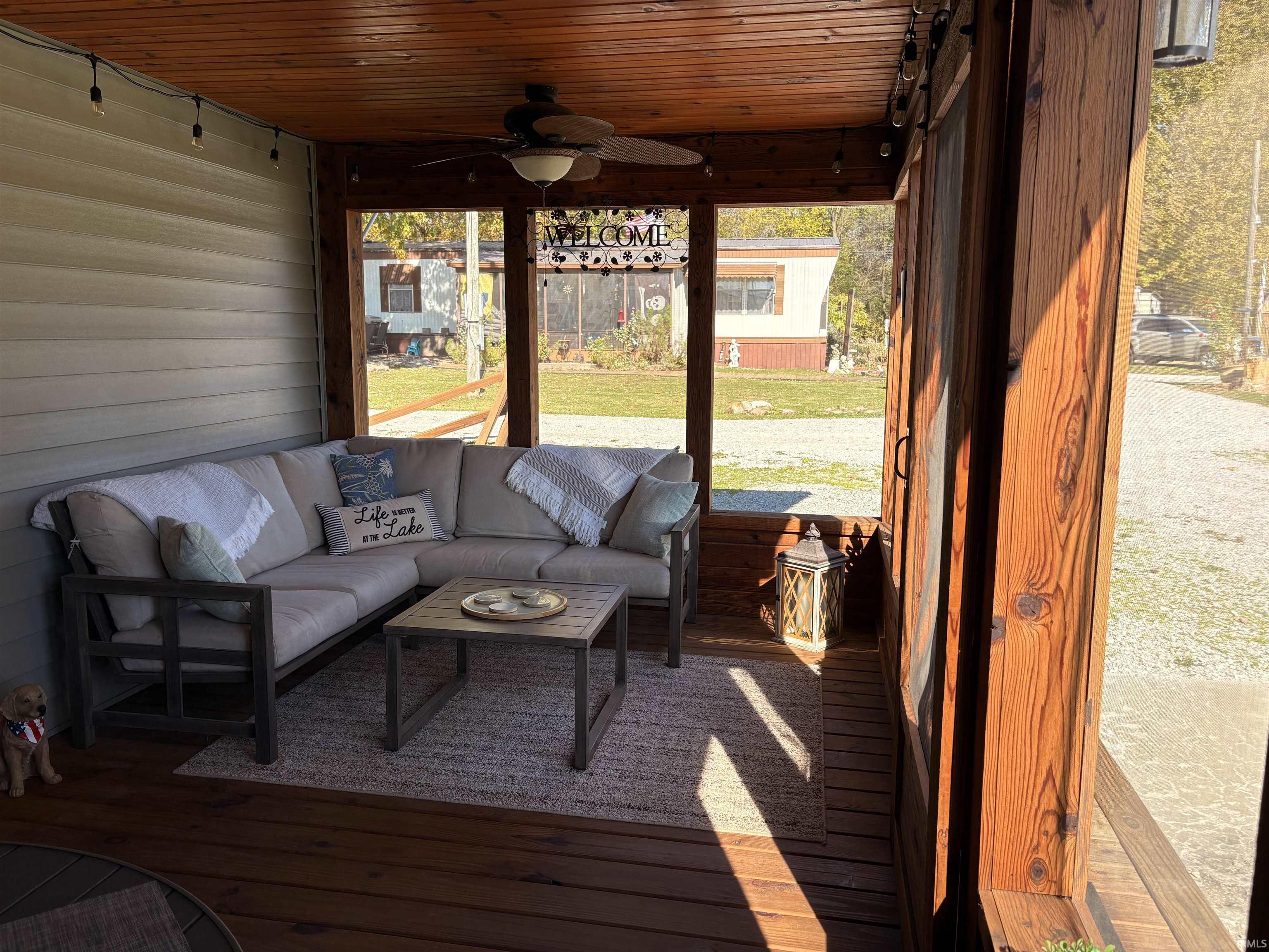 Photo 2 of 5439 W Warren Street