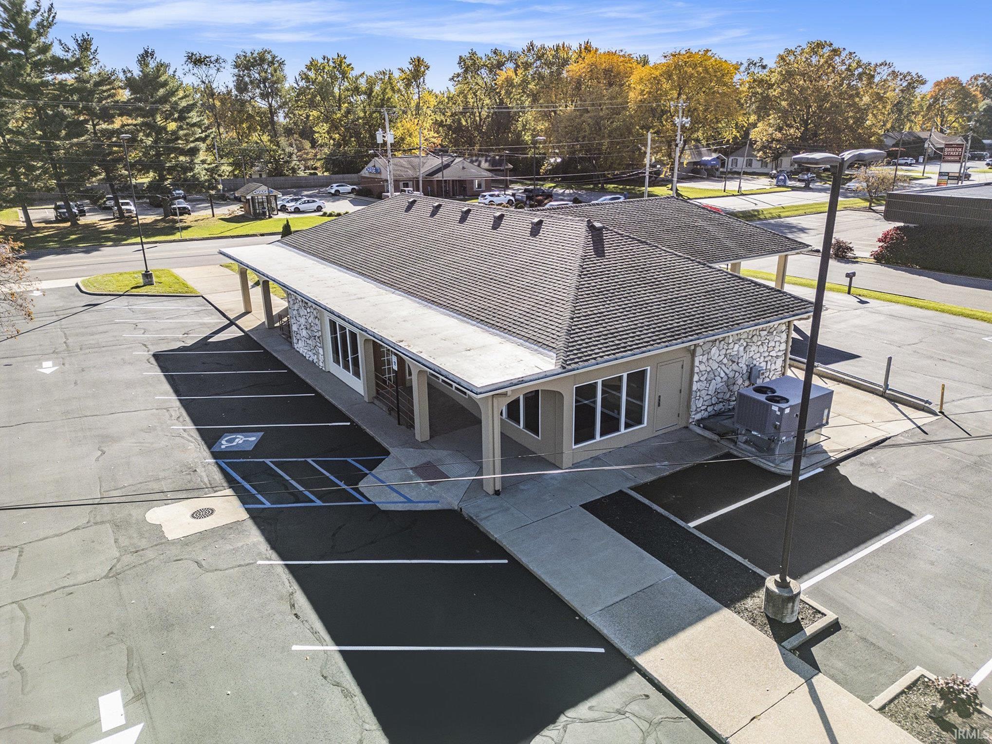 Photo 19 of 1842 E Bristol Street