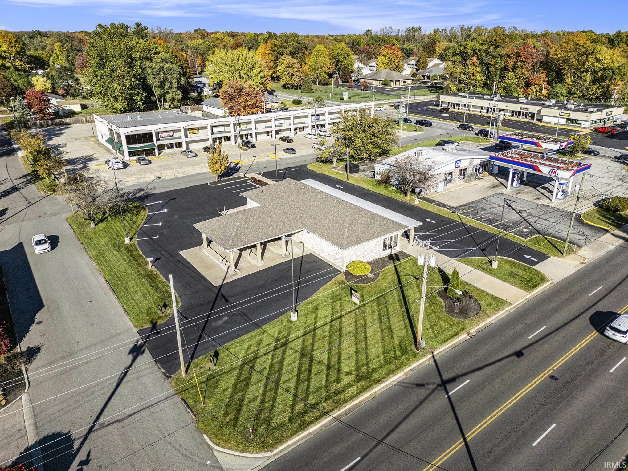 Photo 20 of 1842 E Bristol Street