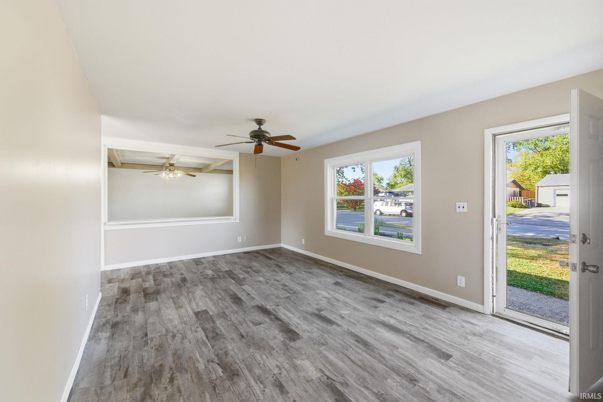 Homes for sale in Frankfort, IN | 359 Center Dr, Frankfort, IN 46041 | MLS# 202543452