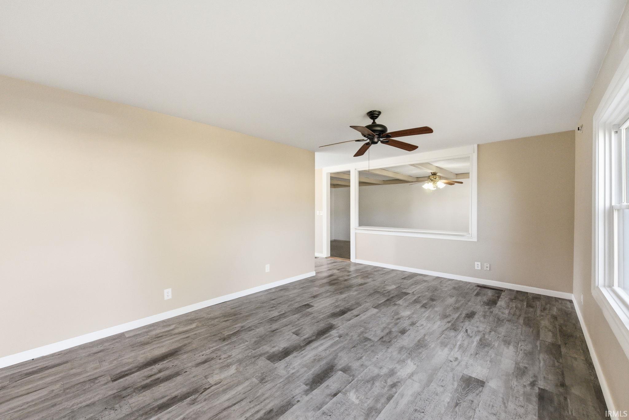 Homes for sale in Frankfort, IN | 359 Center Dr, Frankfort, IN 46041 | MLS# 202543452