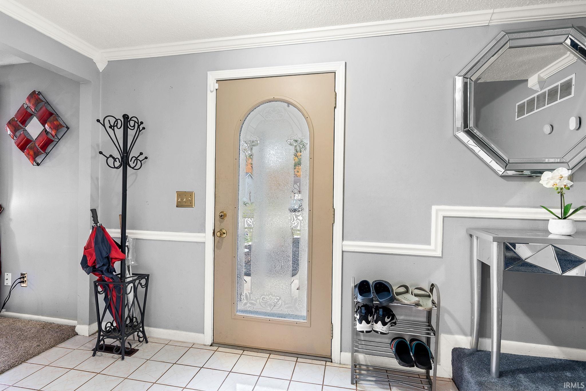 Homes for sale in Fort Wayne, IN | 7922 Dorsett Dr, Fort Wayne, IN 46816 | MLS# 202543465