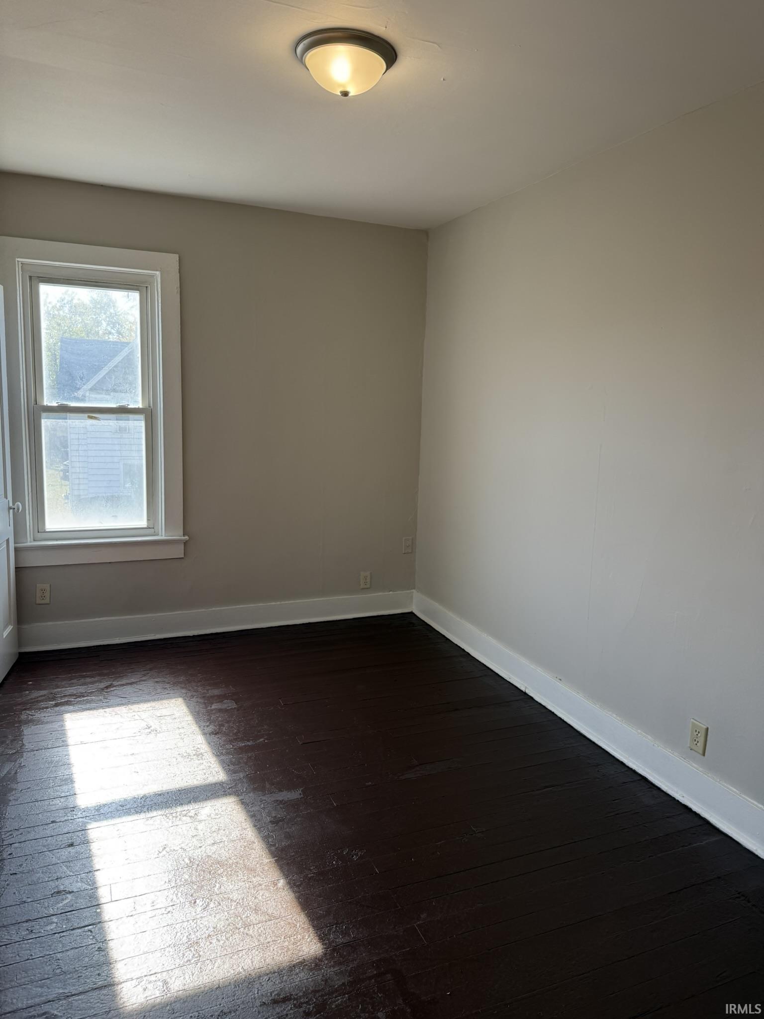 Photo 10 of 439 E Taber Street