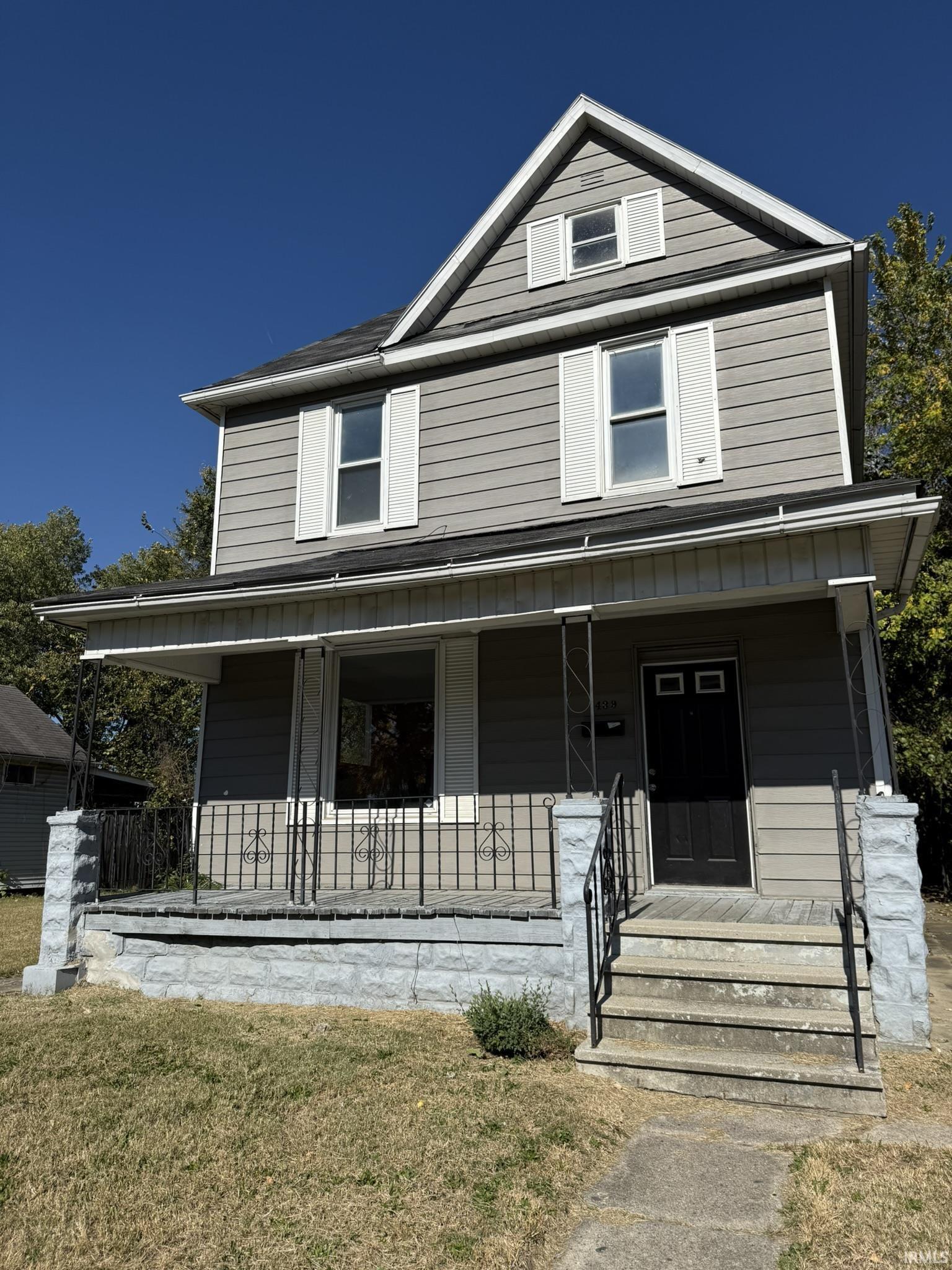 Photo 20 of 439 E Taber Street