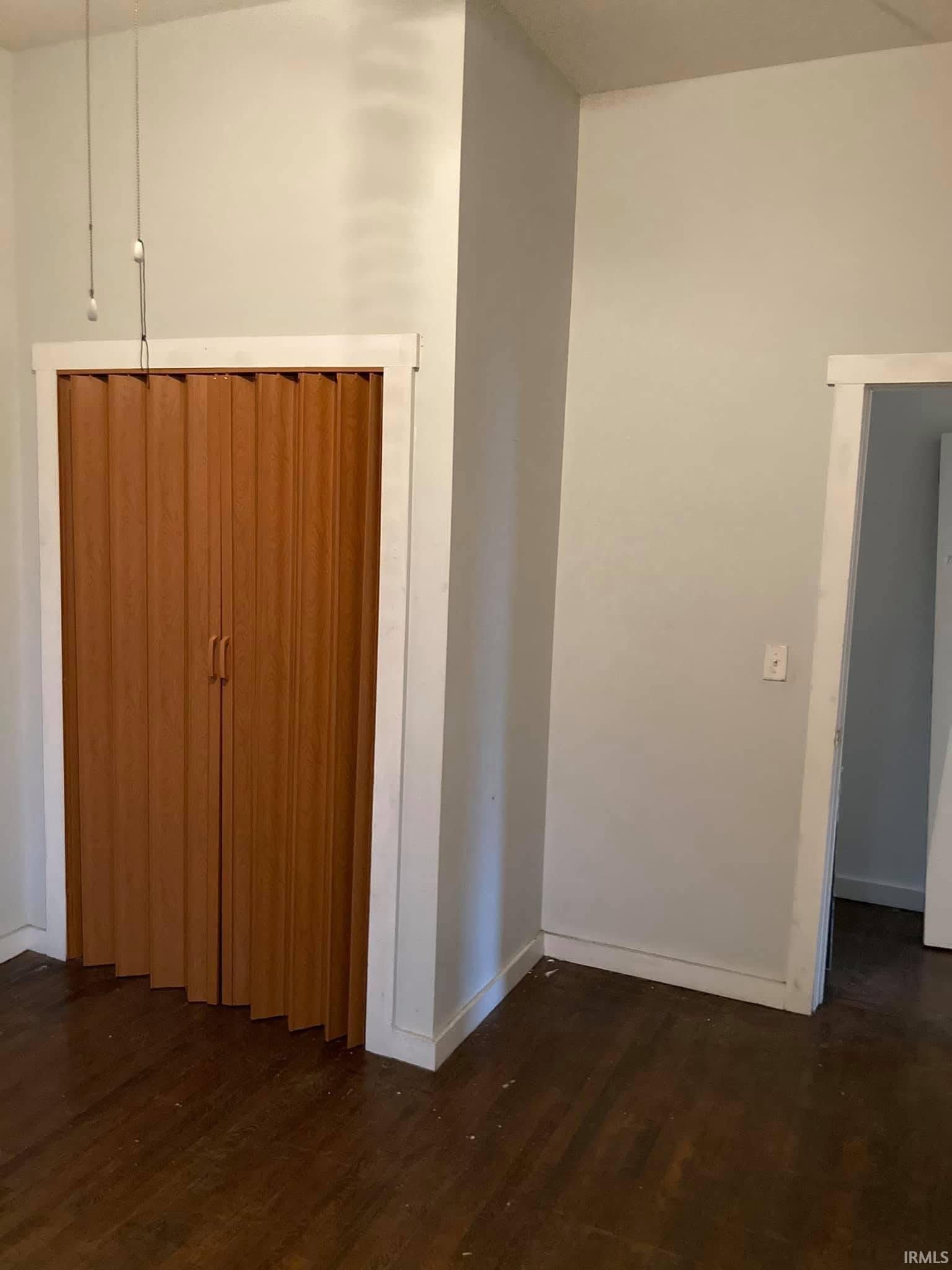 Photo 13 of 1035 N Jefferson Street