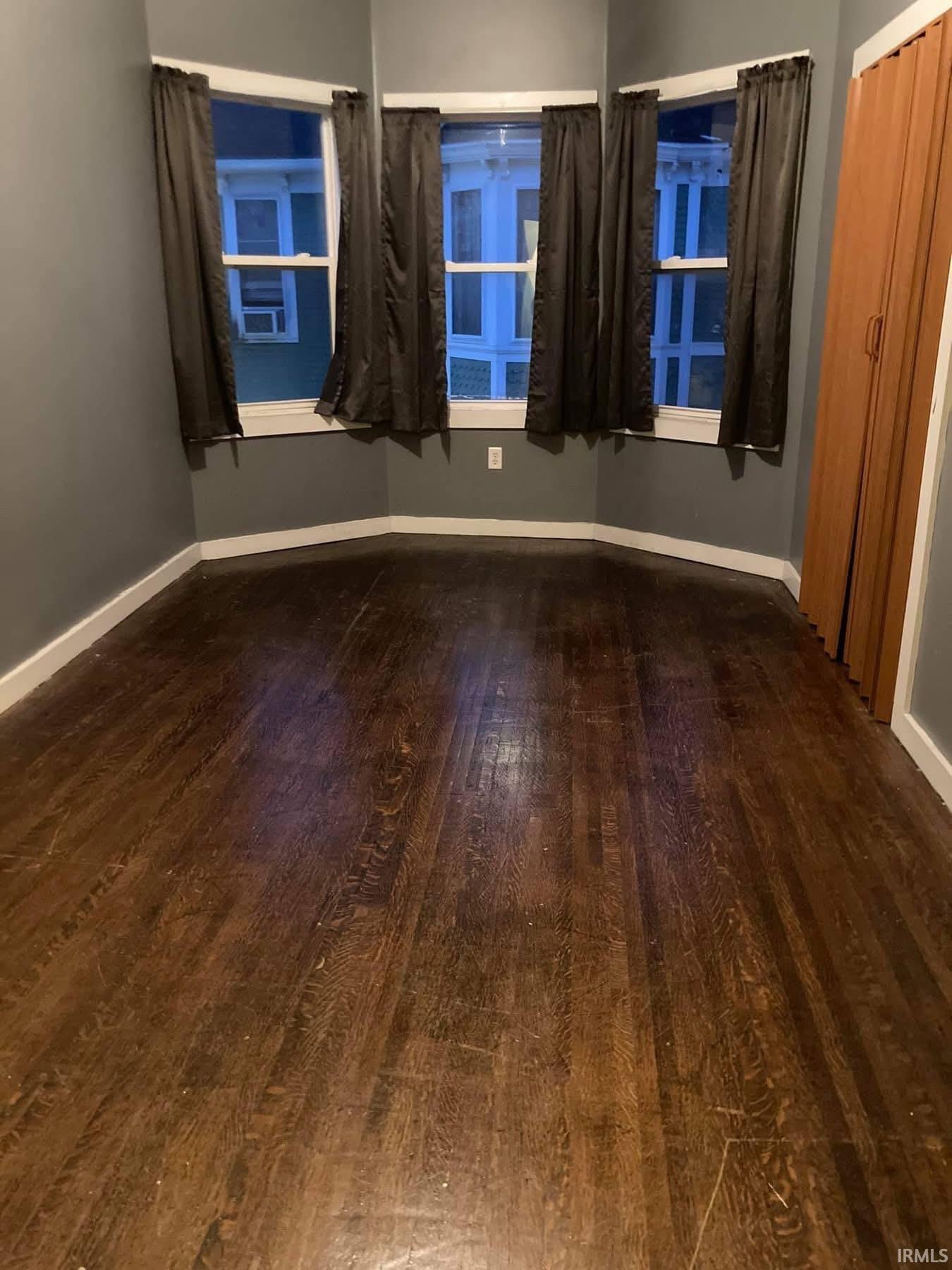 Photo 17 of 1035 N Jefferson Street