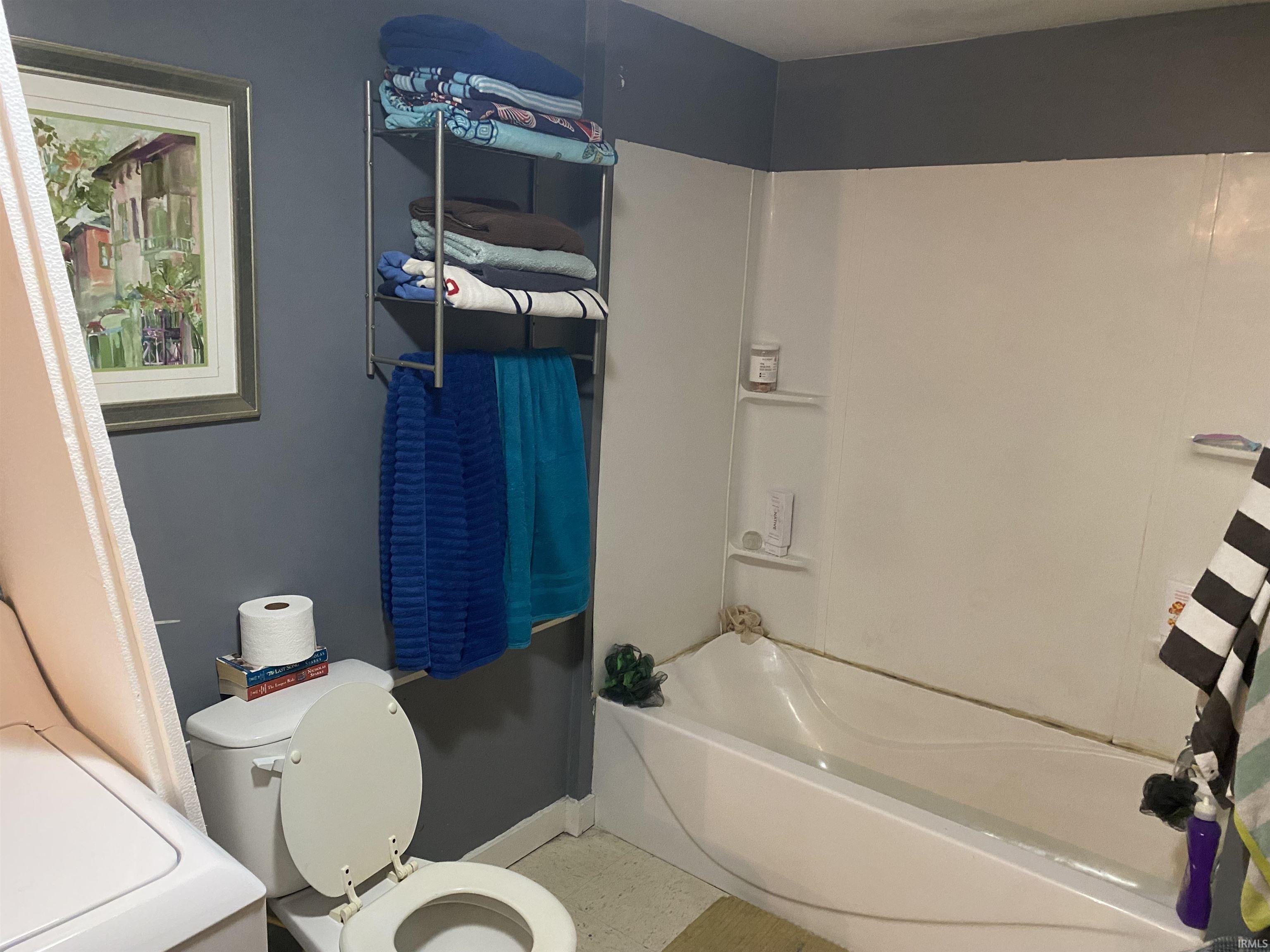 Photo 29 of 1035 N Jefferson Street