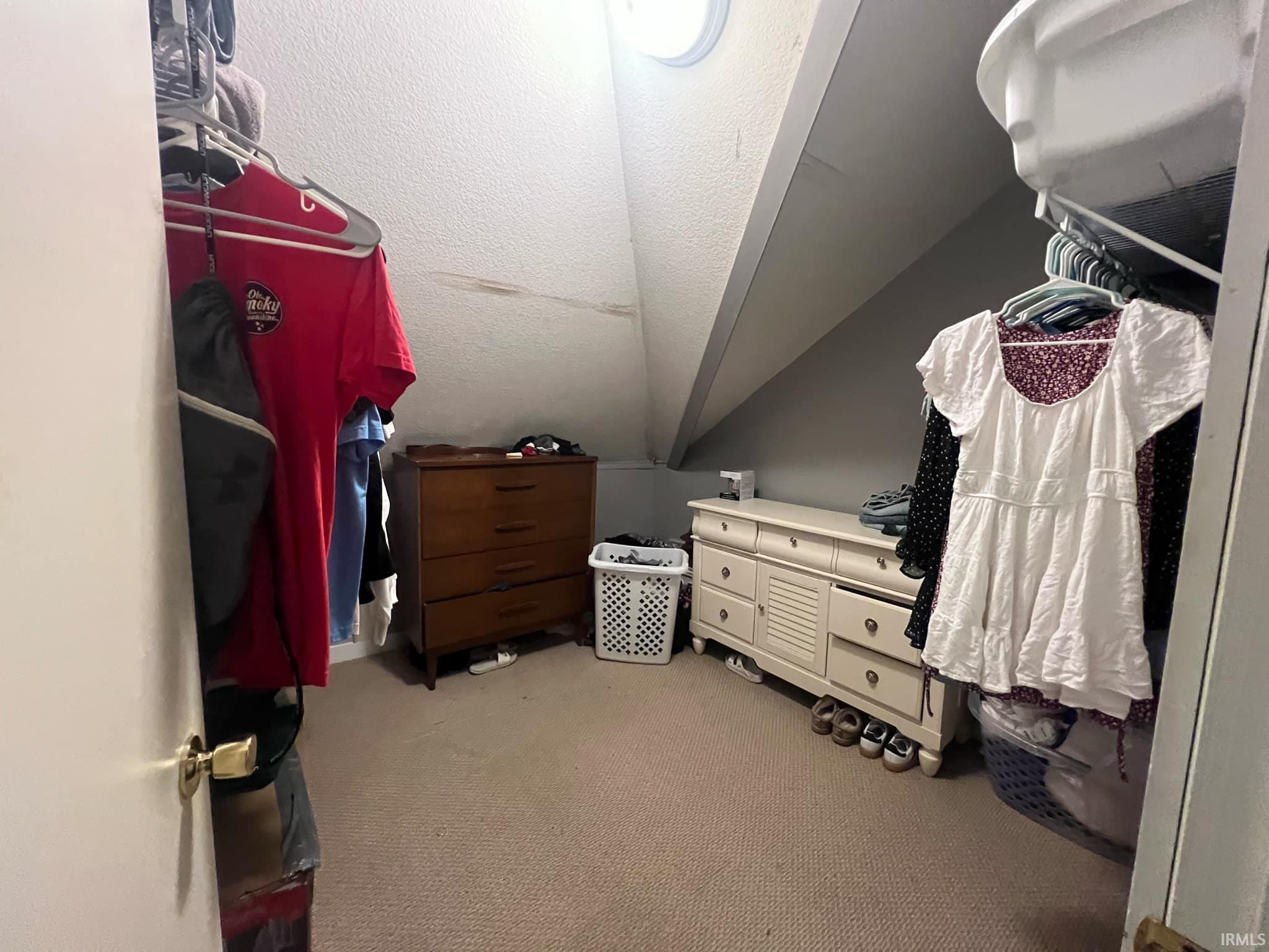 Photo 4 of 1035 N Jefferson Street