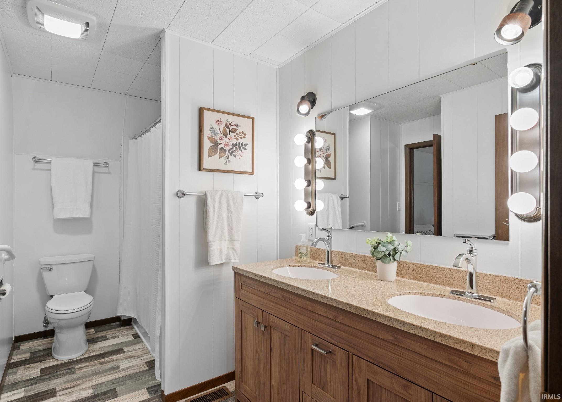 Photo 21 of 405 River Cove Lane