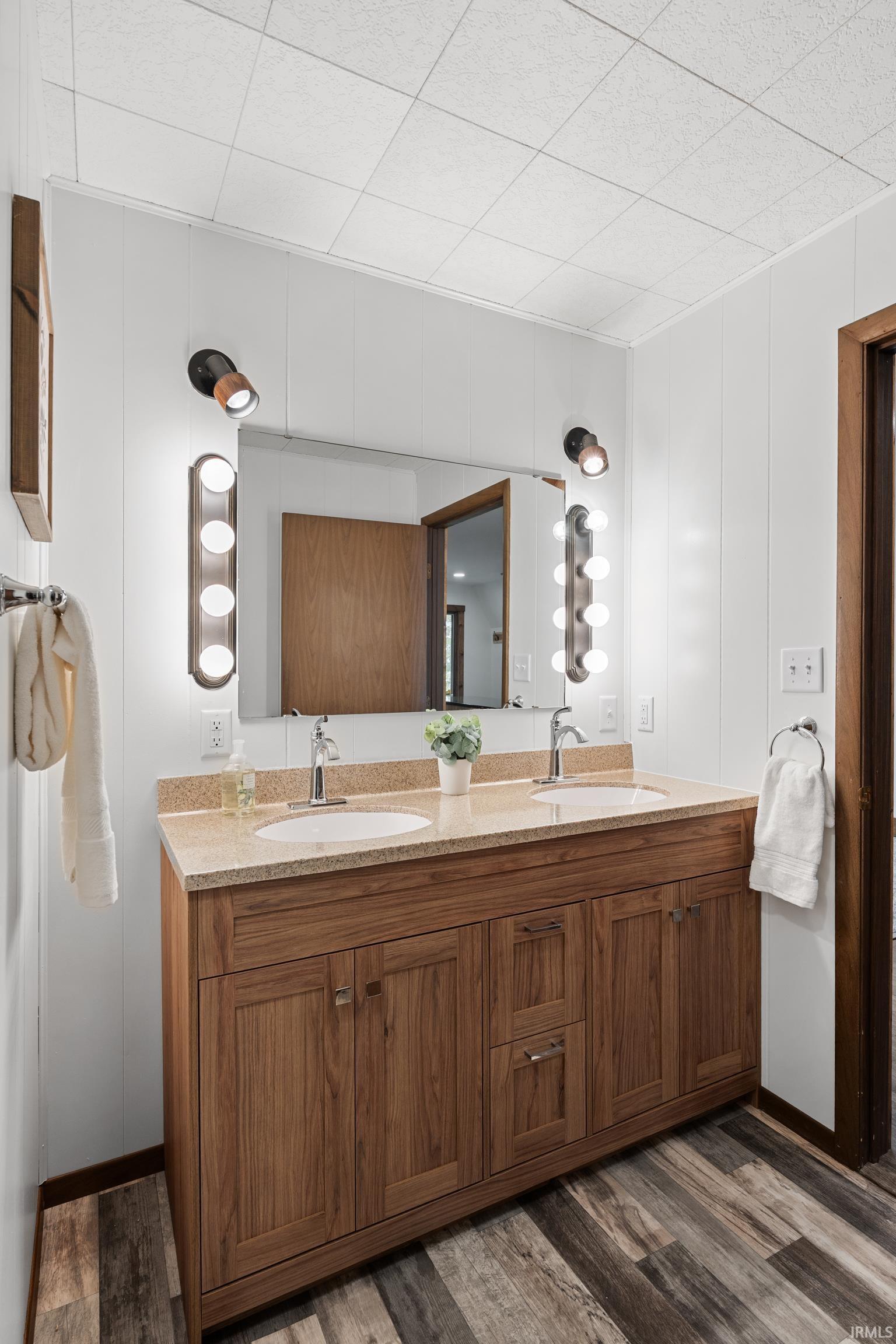 Photo 22 of 405 River Cove Lane