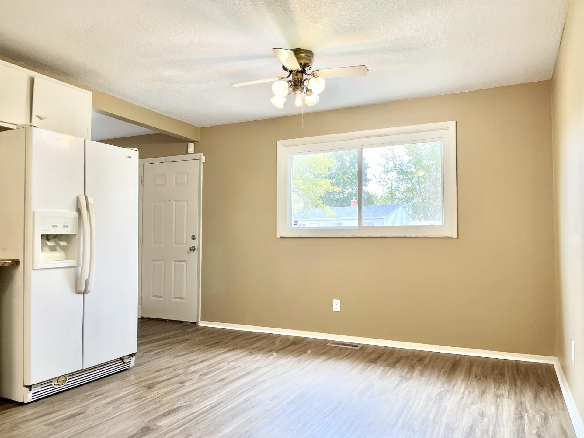 Photo 4 of 6022 Chaddsford Drive