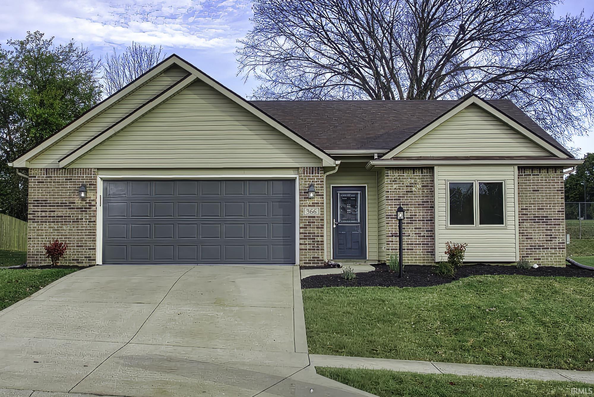 Homes for sale in Roanoke, IN | 366 Hillside Ave, Roanoke, IN 46783 | MLS# 202543545