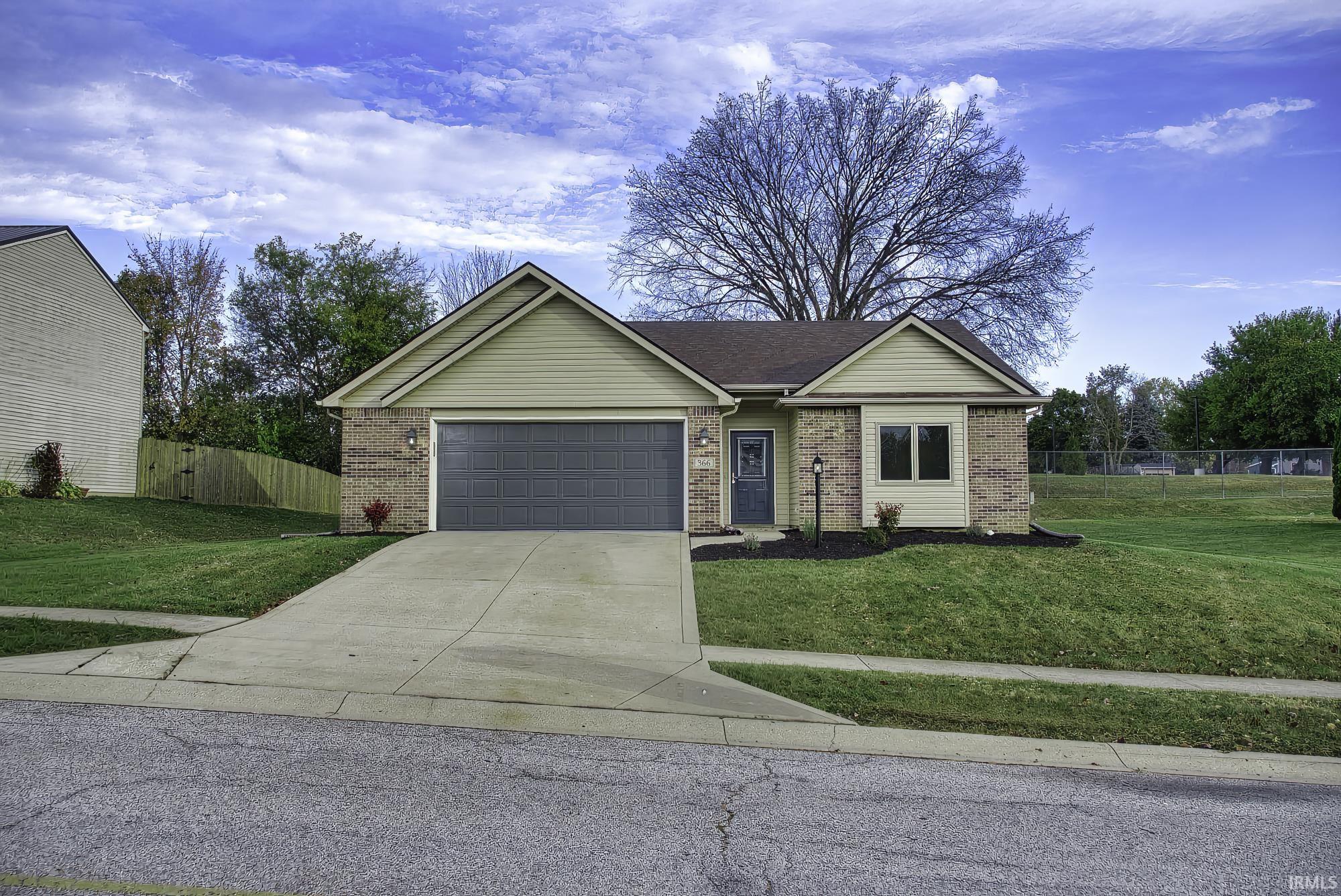 Homes for sale in Roanoke, IN | 366 Hillside Ave, Roanoke, IN 46783 | MLS# 202543545