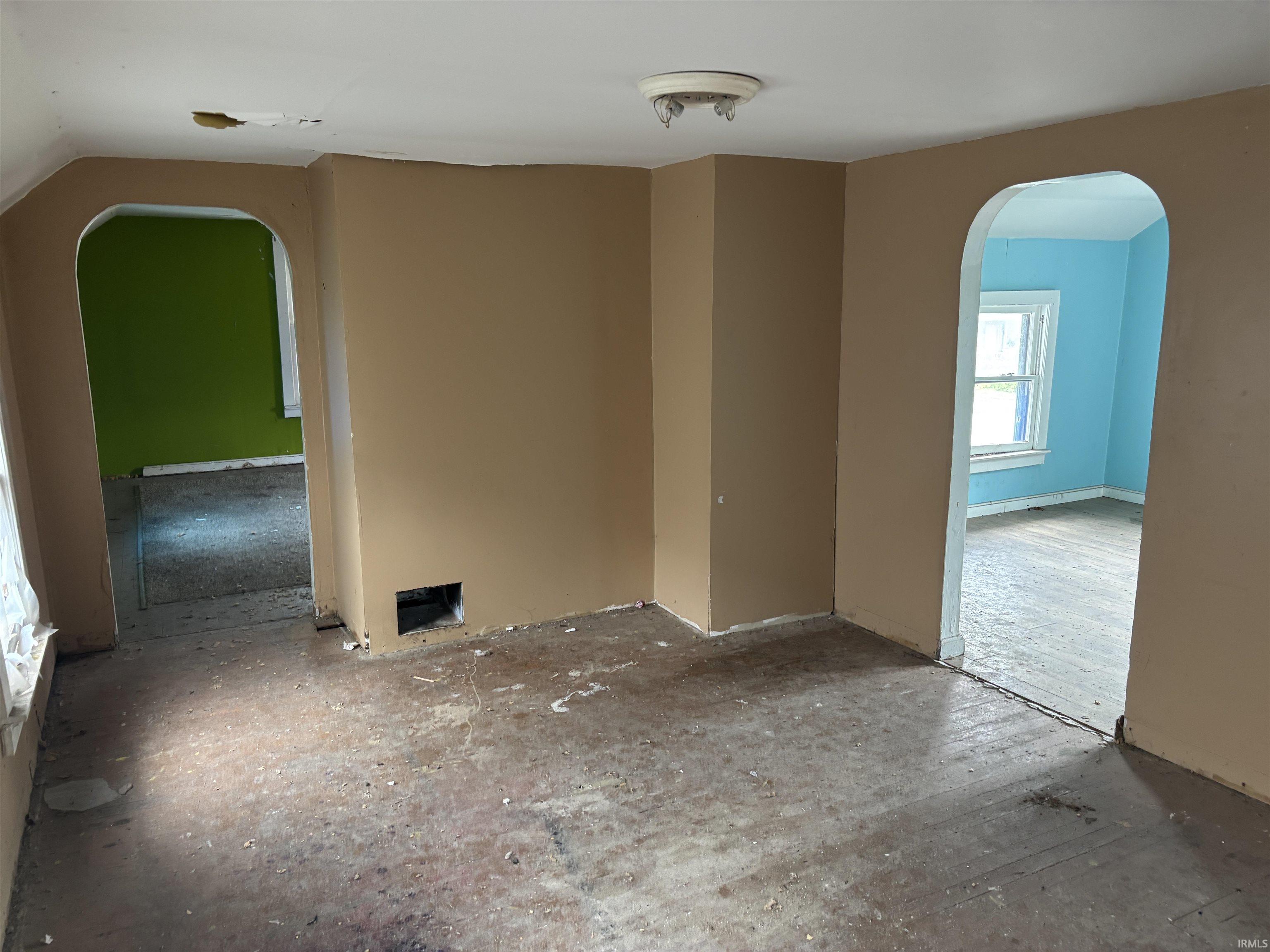 Homes for sale in Evansville, IN | 1514 W Louisianna St, Evansville, IN 47710 | MLS# 202543562