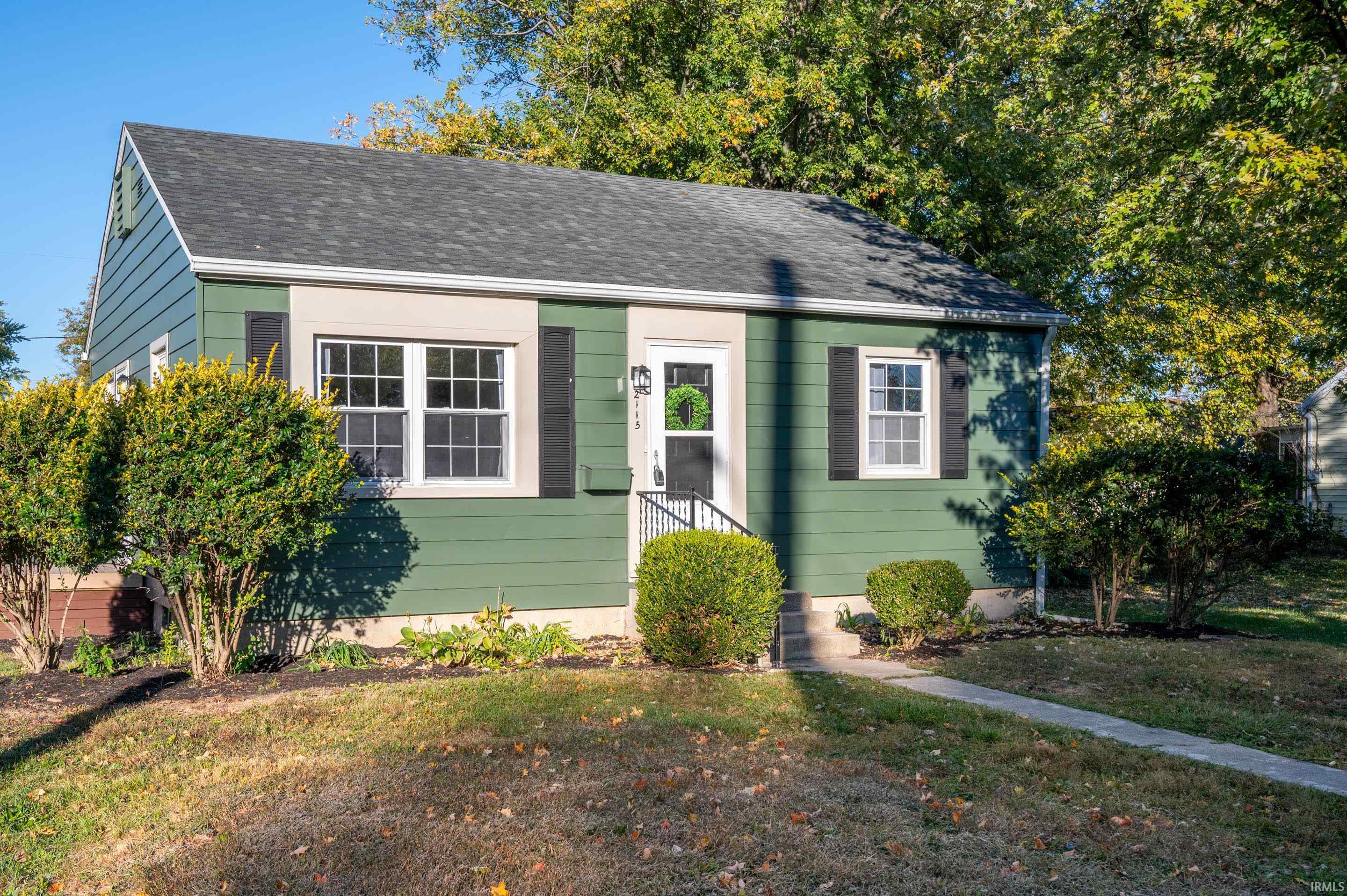 Homes for sale in Muncie, IN | 2115 S Grant St, Muncie, IN 47302 | MLS# 202543620