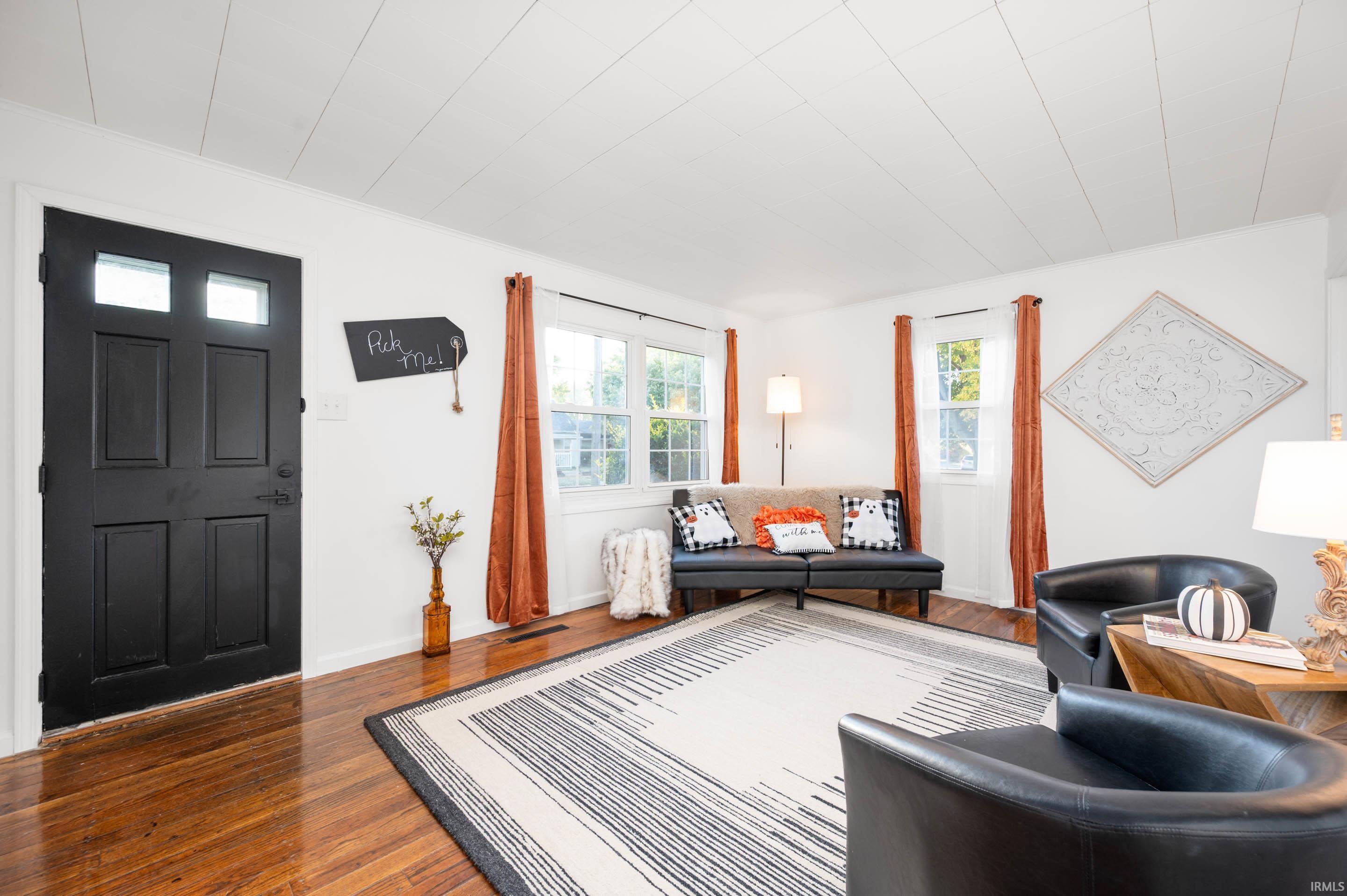 Homes for sale in Muncie, IN | 2115 S Grant St, Muncie, IN 47302 | MLS# 202543620