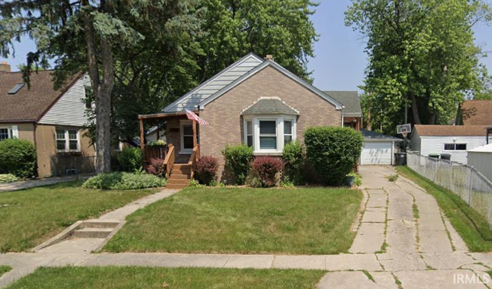 Homes for sale in Hobart, IN | 7 Beverly Blvd, Hobart, IN 46342 | MLS# 202543643