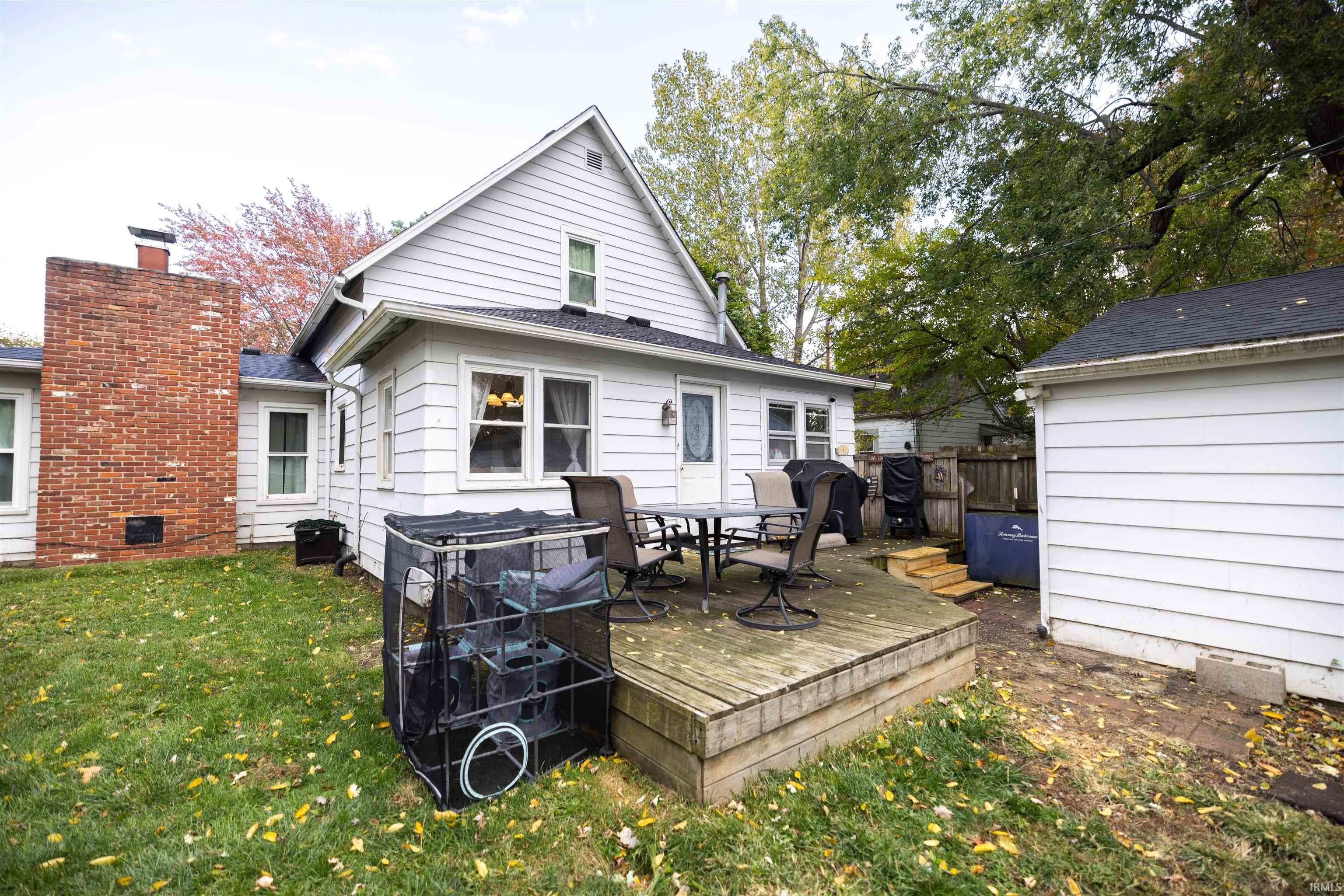 Homes for sale in Yorktown, IN | 2421 S Market St, Yorktown, IN 47396 | MLS# 202543648