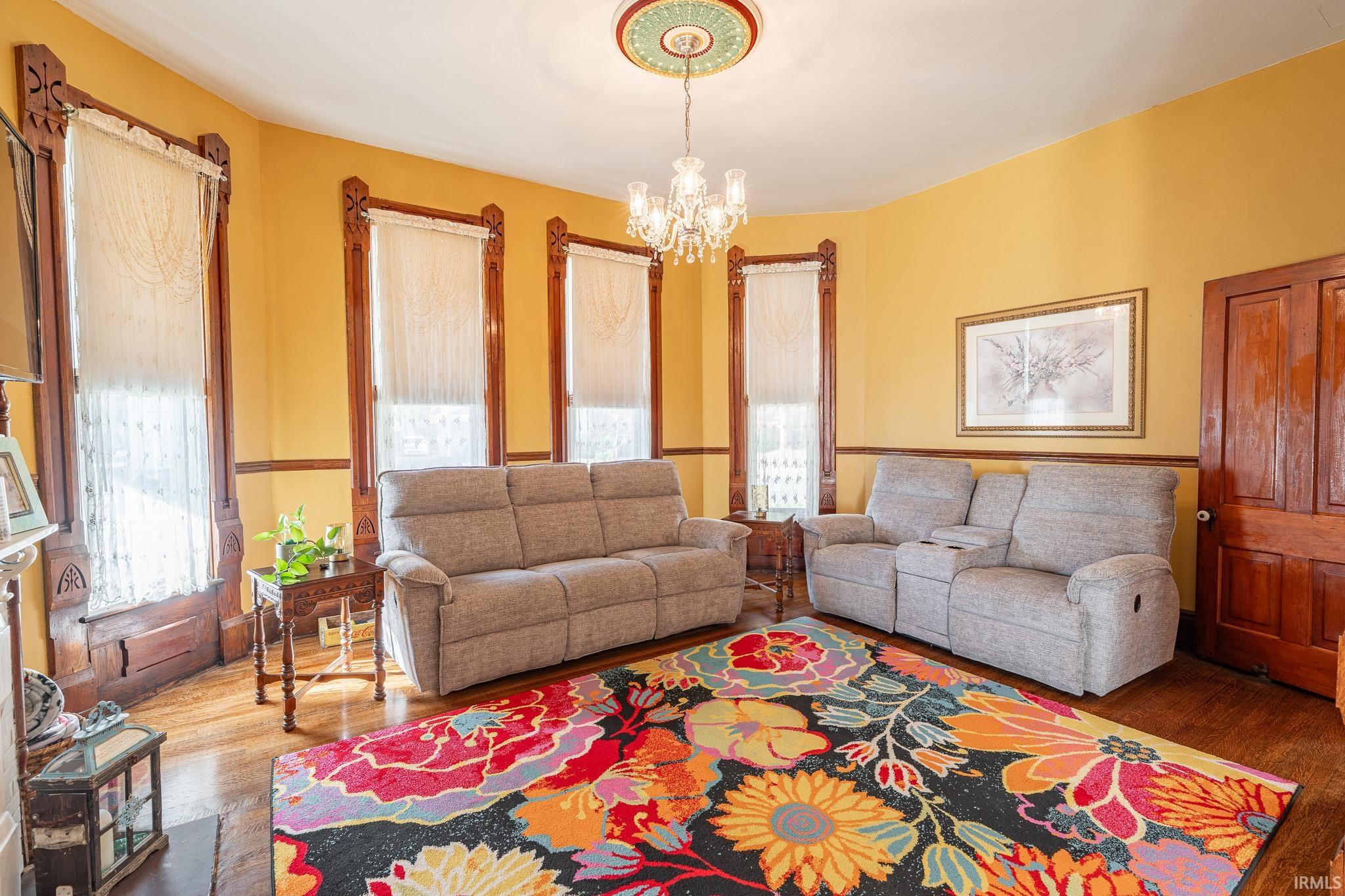 Photo 17 of 387 N Wabash Street