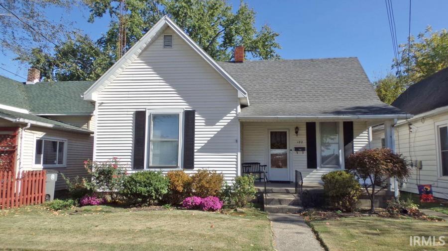 Homes for sale in Vincennes, IN | 102 E Swartzel Ave, Vincennes, IN 47591 | MLS# 202543699